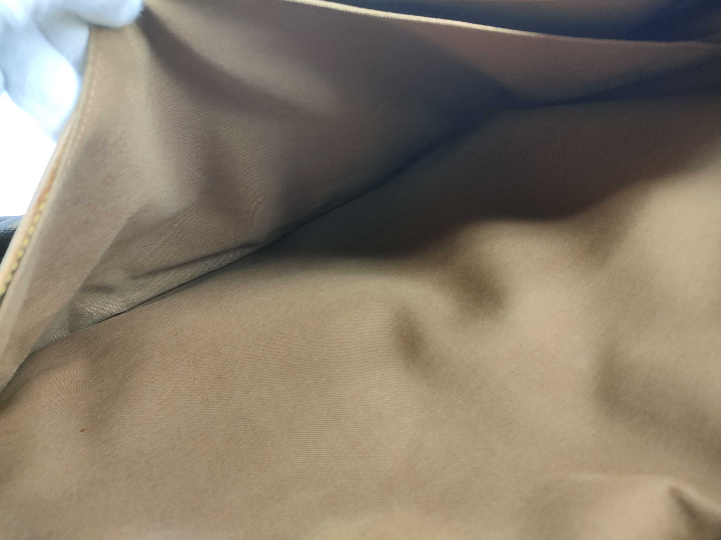LOUIS VUITTON RFID Unverifiable 893FC Monogram Louis Vuitton Saumur 43 Monogram Shoulder Bag
