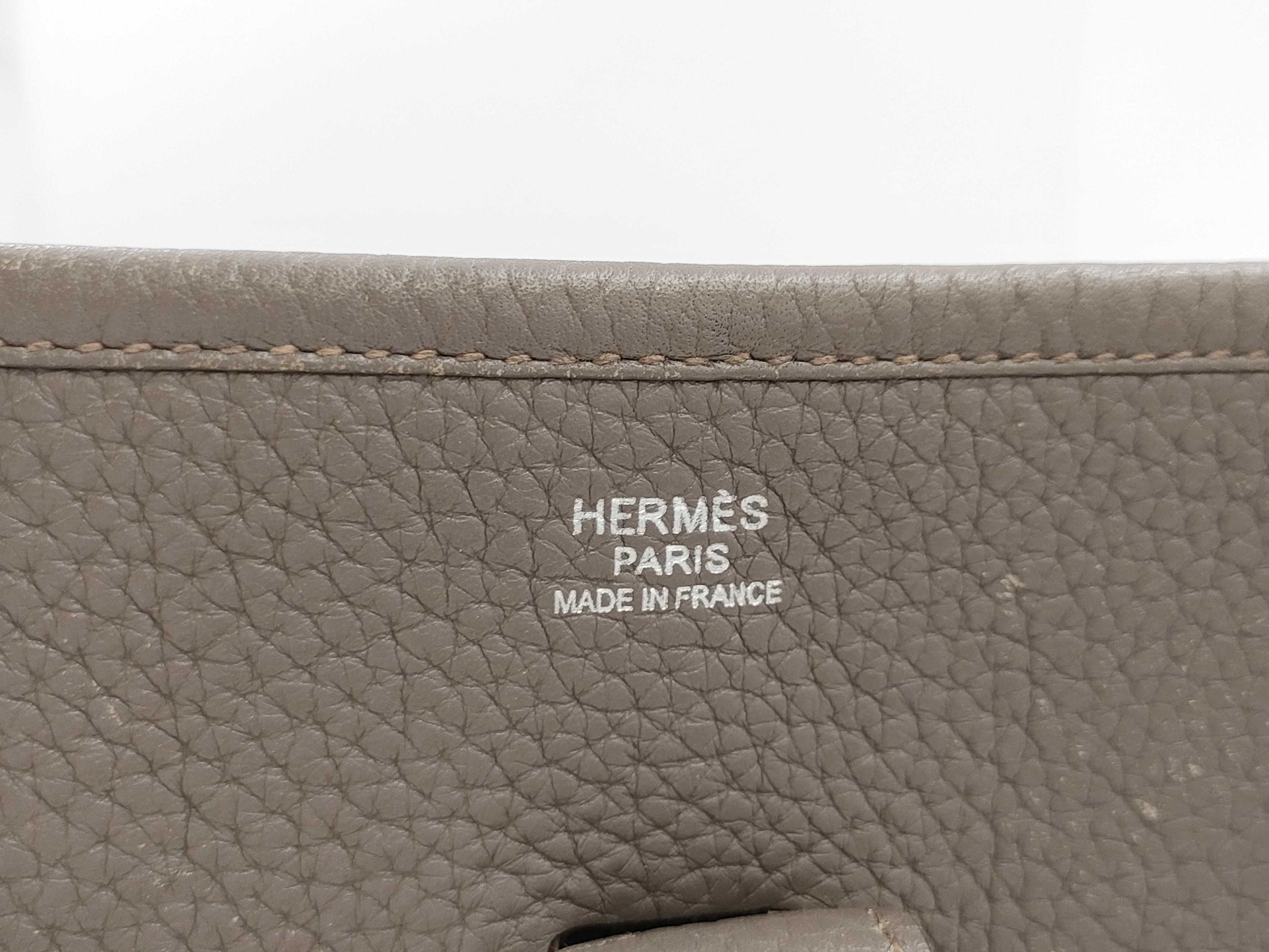 HERMES Evelyn 3 Trion P Etupe Shoulder Bag