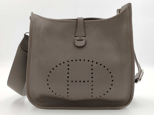 HERMES Evelyn 3 Trion P Etupe Shoulder Bag