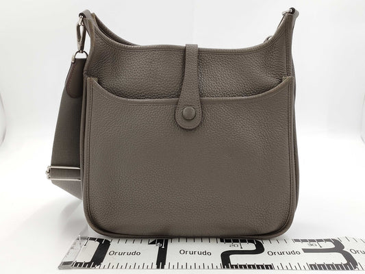 HERMES Evelyn 3 Trion P Etupe Shoulder Bag