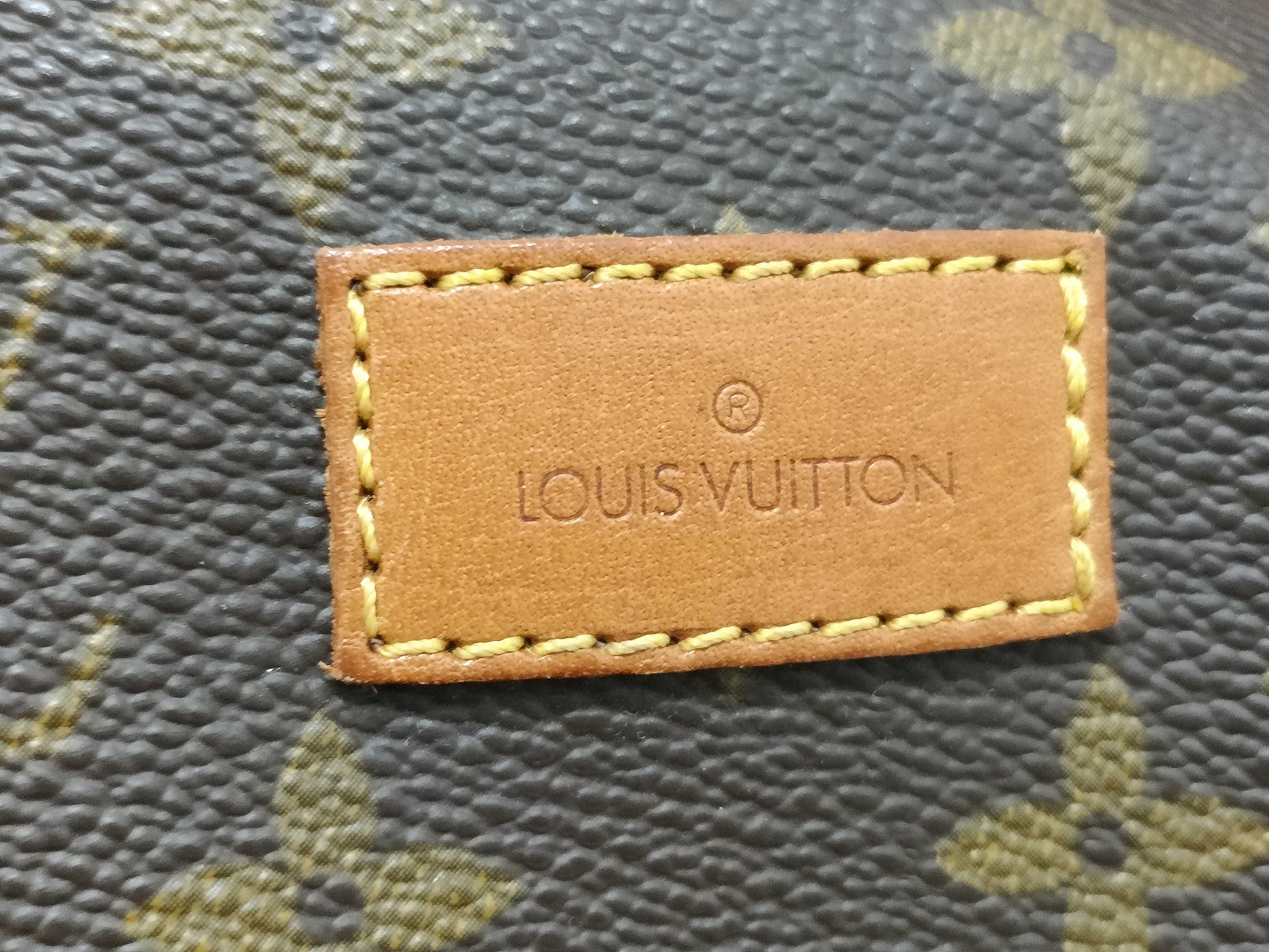 LOUIS VUITTON RFID Unverifiable Monogram Louis Vuitton Saumur Shoulder Bag