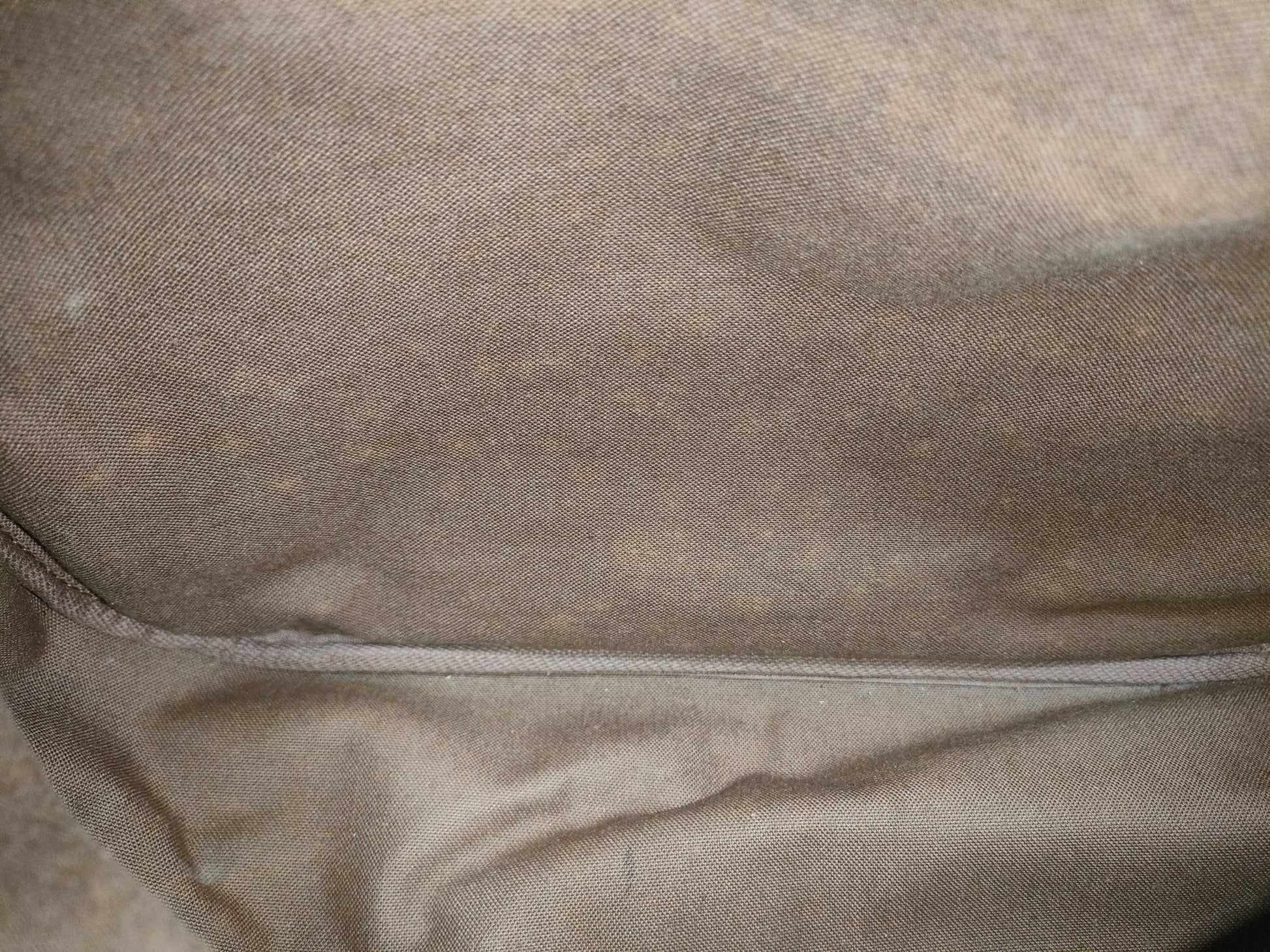 LOUIS VUITTON RFID Unverifiable Monogram Louis Vuitton Saumur Shoulder Bag