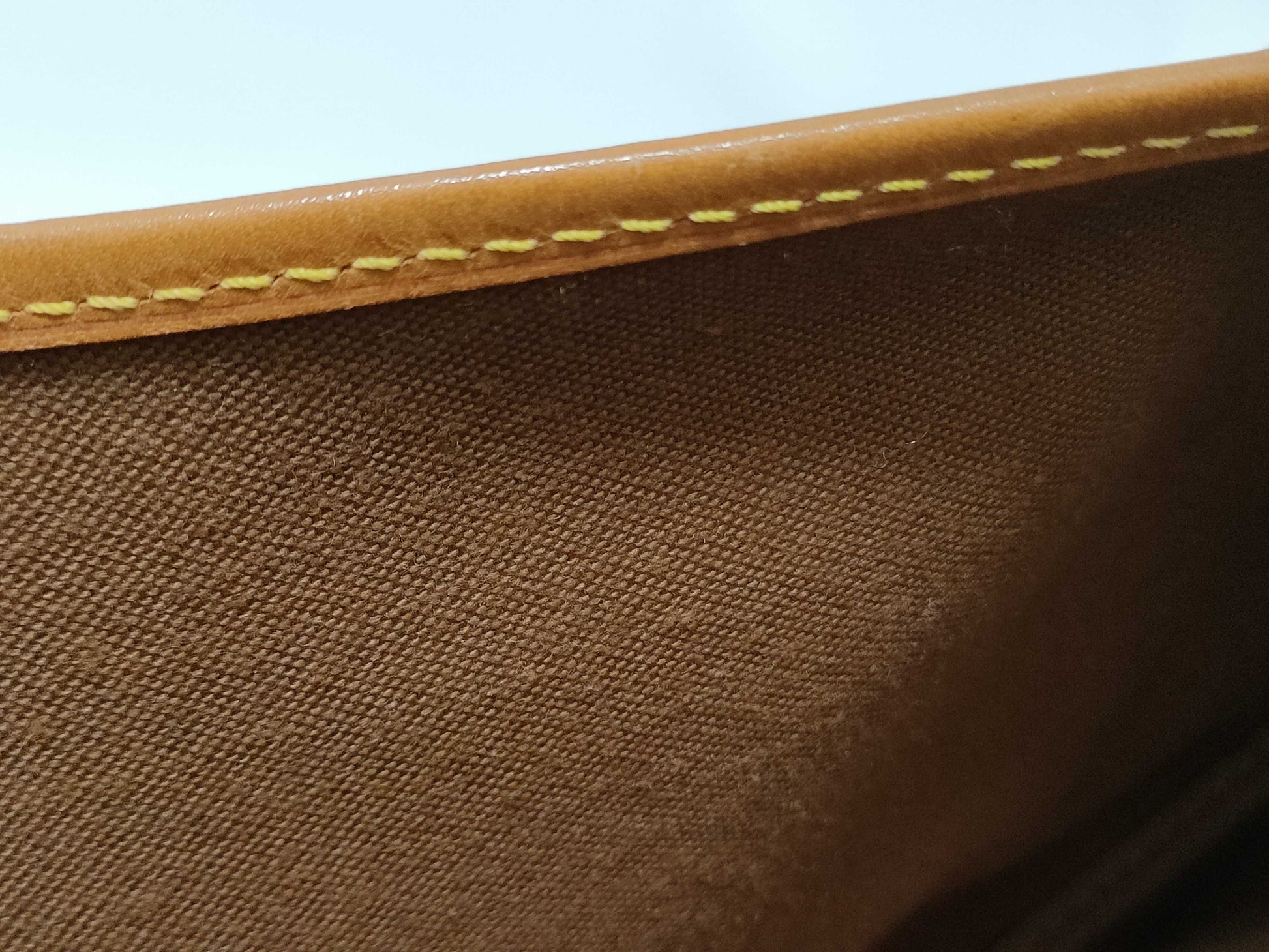 LOUIS VUITTON RFID Unverifiable Monogram Louis Vuitton Saumur Shoulder Bag