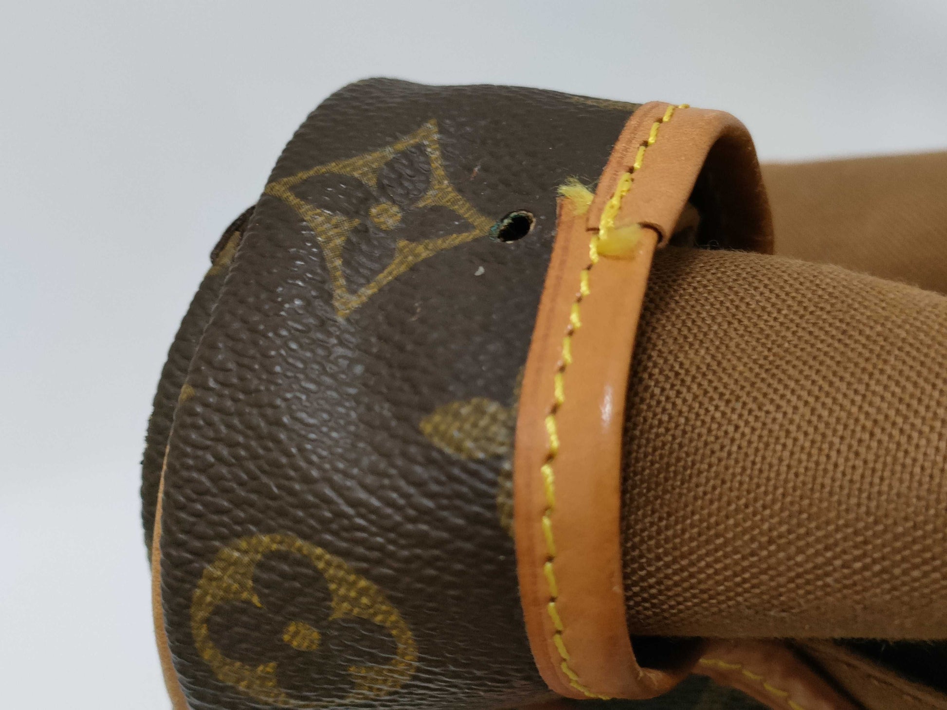 LOUIS VUITTON RFID Unverifiable Monogram Louis Vuitton Saumur Shoulder Bag