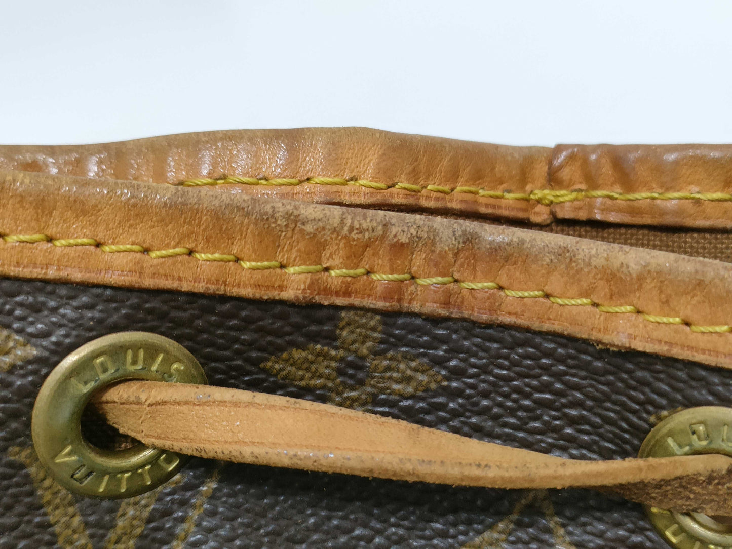 LOUIS VUITTON RFID Unverifiable Monogram Louis Vuitton Noe Shoulder Bag