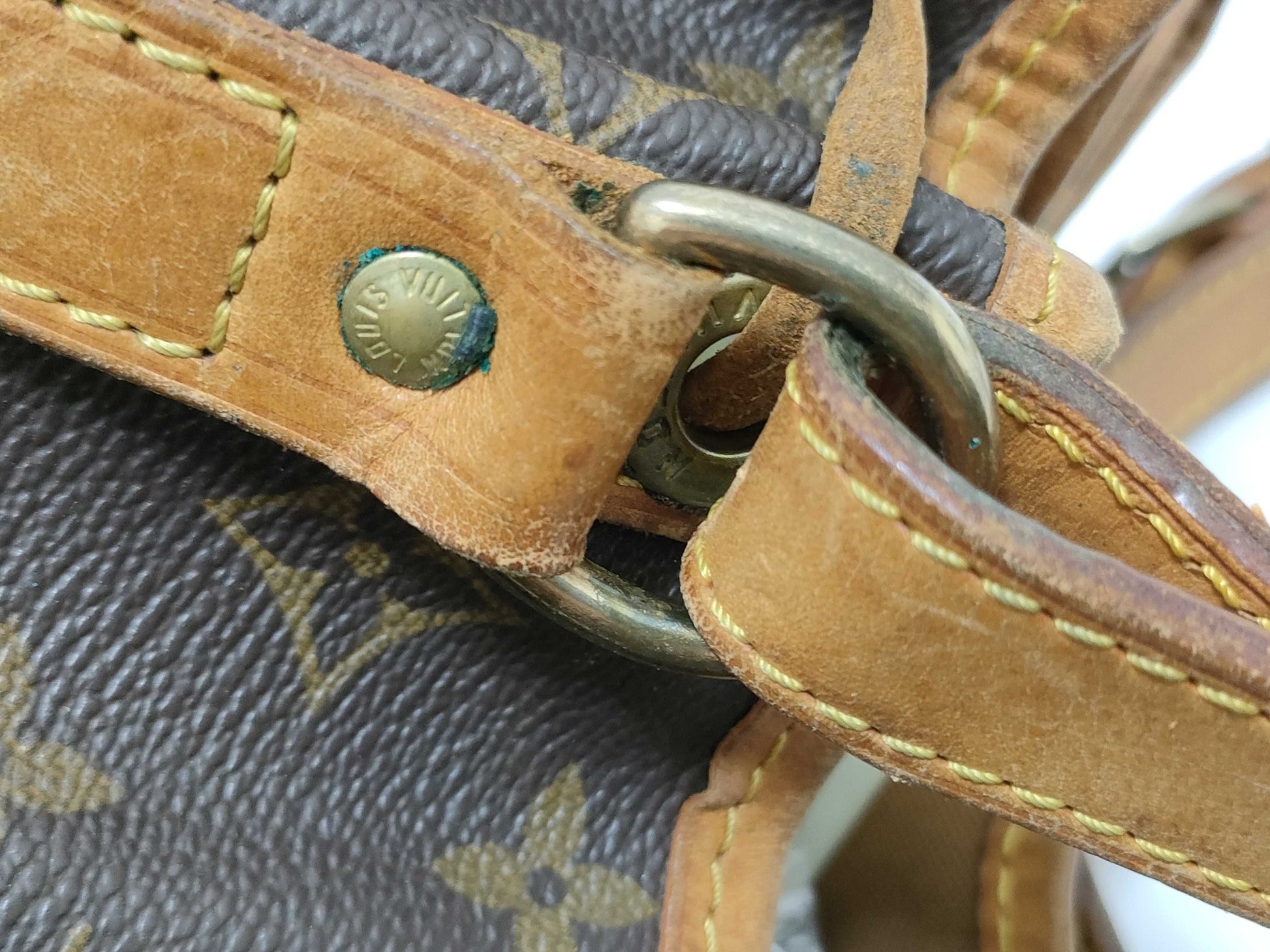 LOUIS VUITTON RFID Unverifiable Monogram Louis Vuitton Noe Shoulder Bag