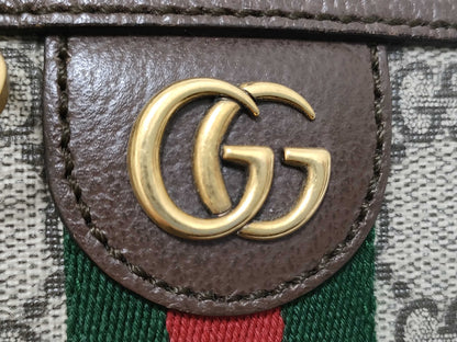 GUCCI GG Supreme Sherry Shoulder Bag