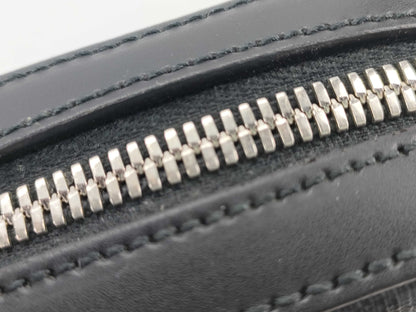 GUCCI GG Supreme Sherry Shoulder Bag in Black