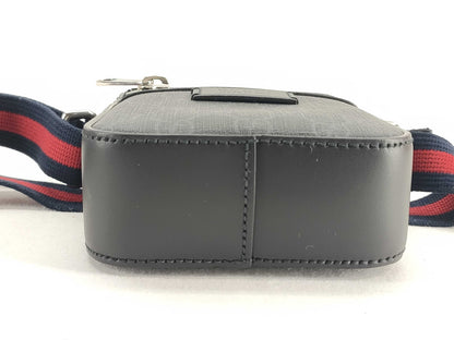 GUCCI GG Supreme Sherry Shoulder Bag in Black