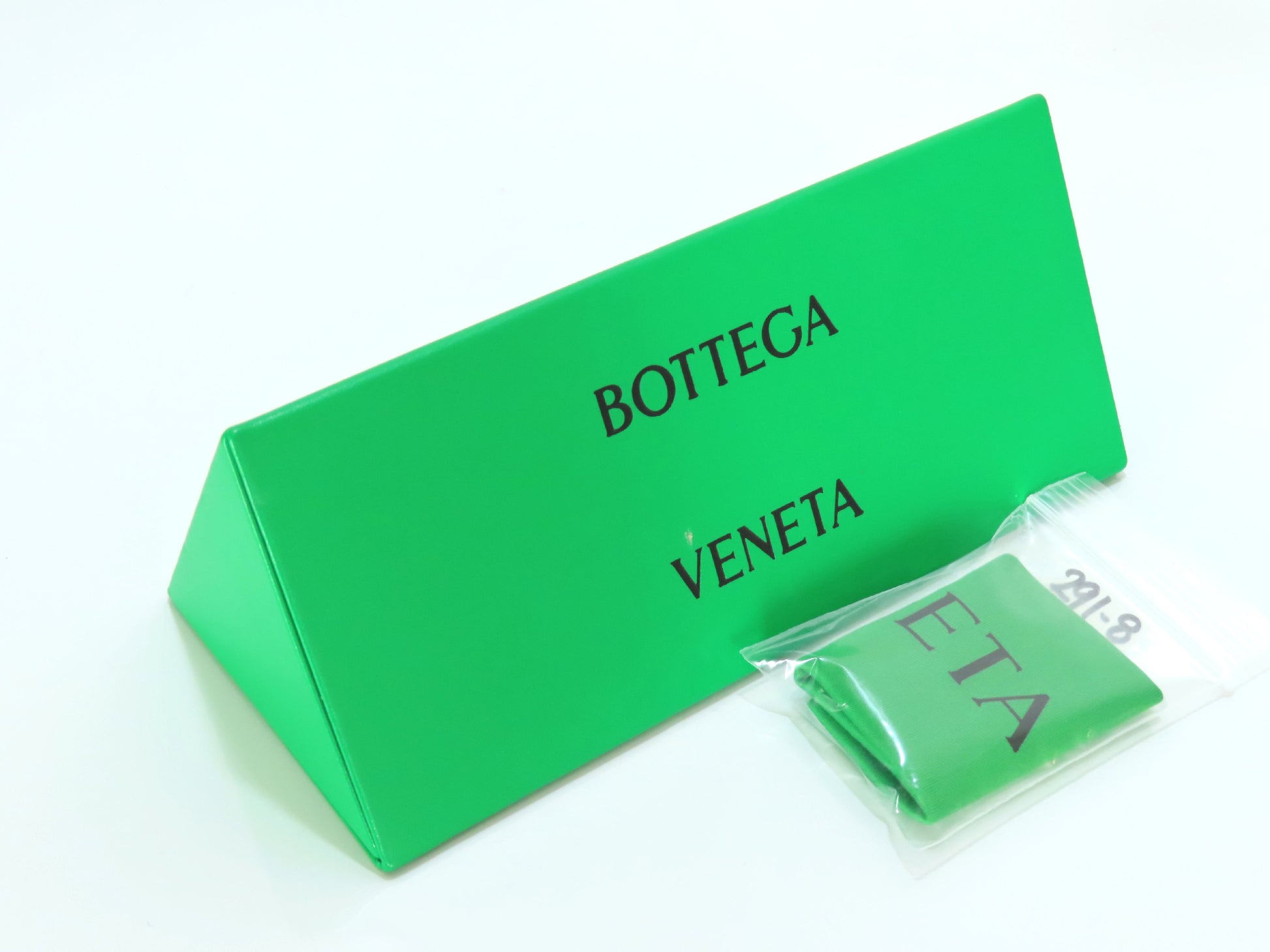 BOTTEGA VENETA Bottega Sunglasses Black Sunglasses/Eyeglasses