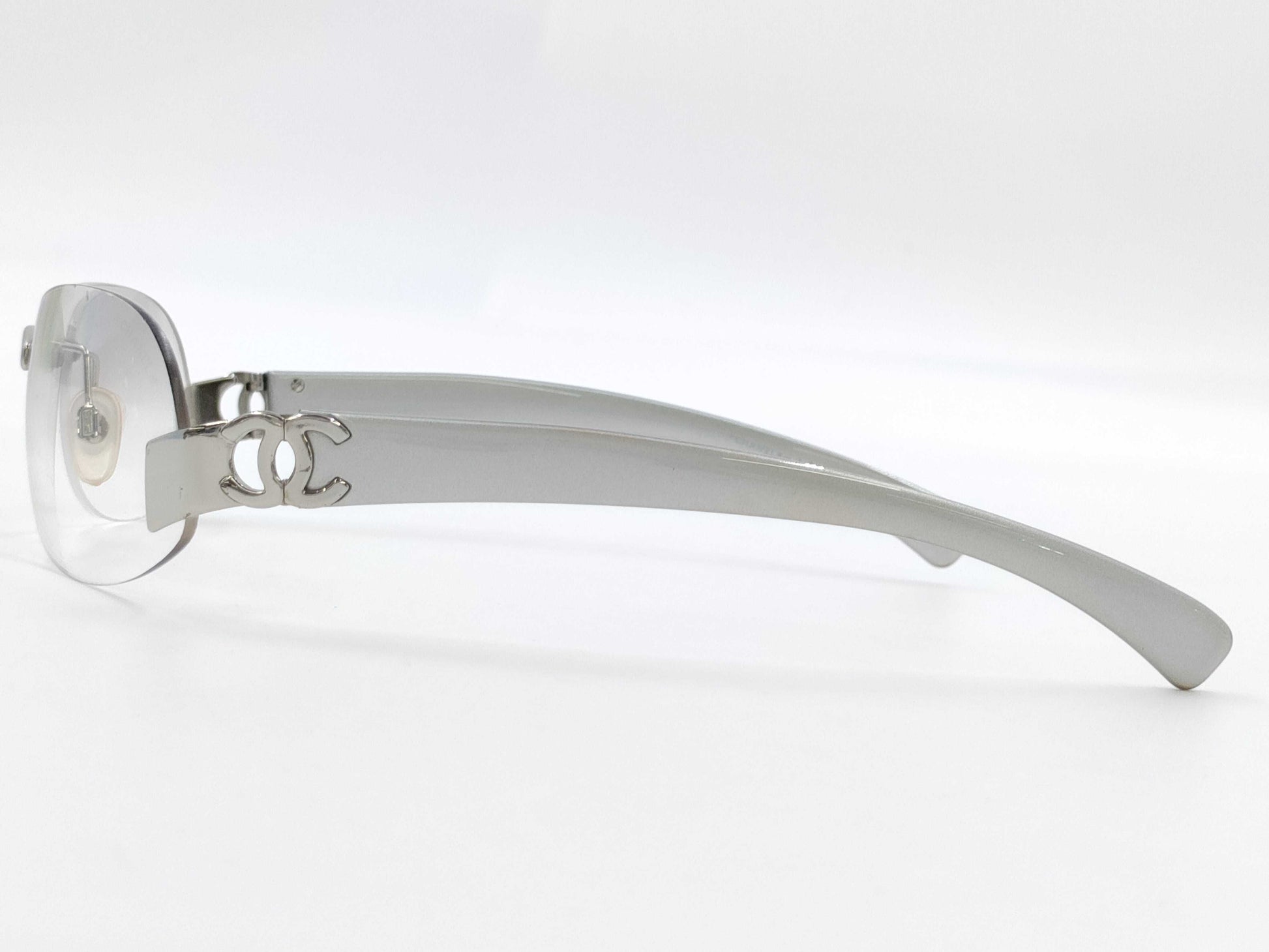  CHANEL Coco Mark Sunglasses Silver Sunglasses/Eyeglasses