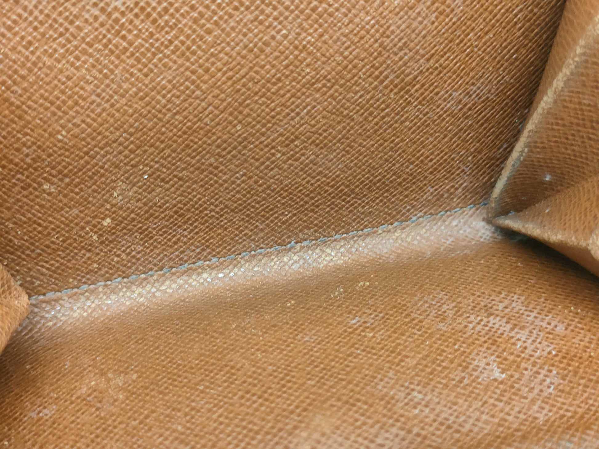 LOUIS VUITTON Monogram Louis Vuitton Monogram Folding Wallet