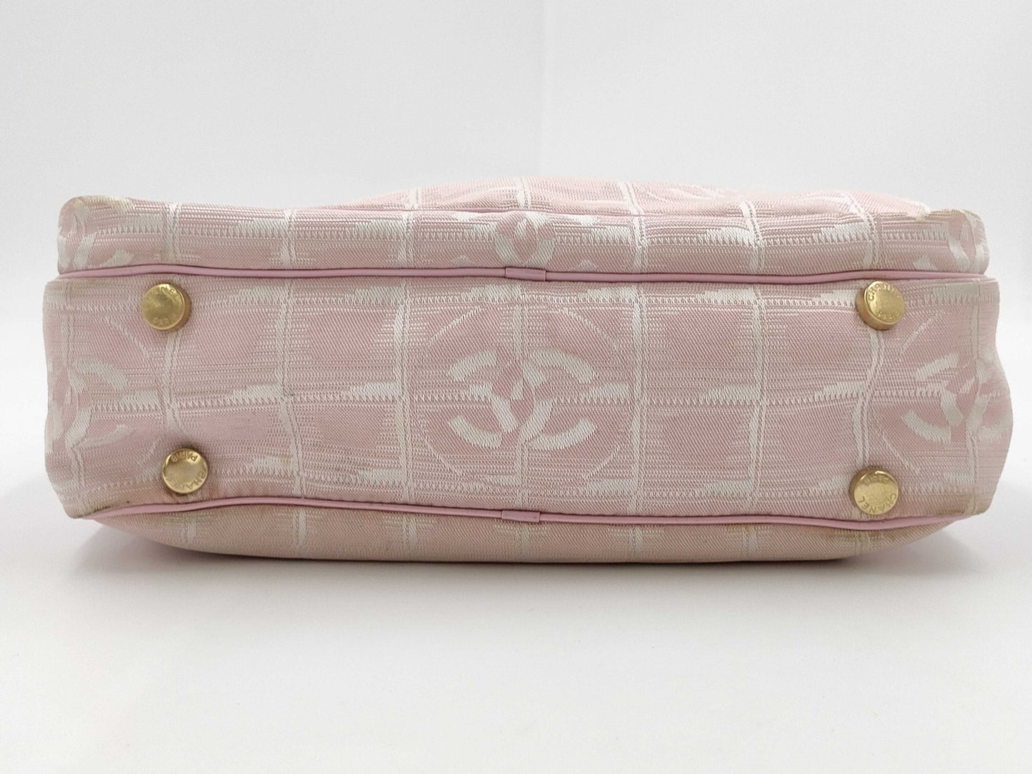 CHANEL New Travel Handbag Pink Handbag