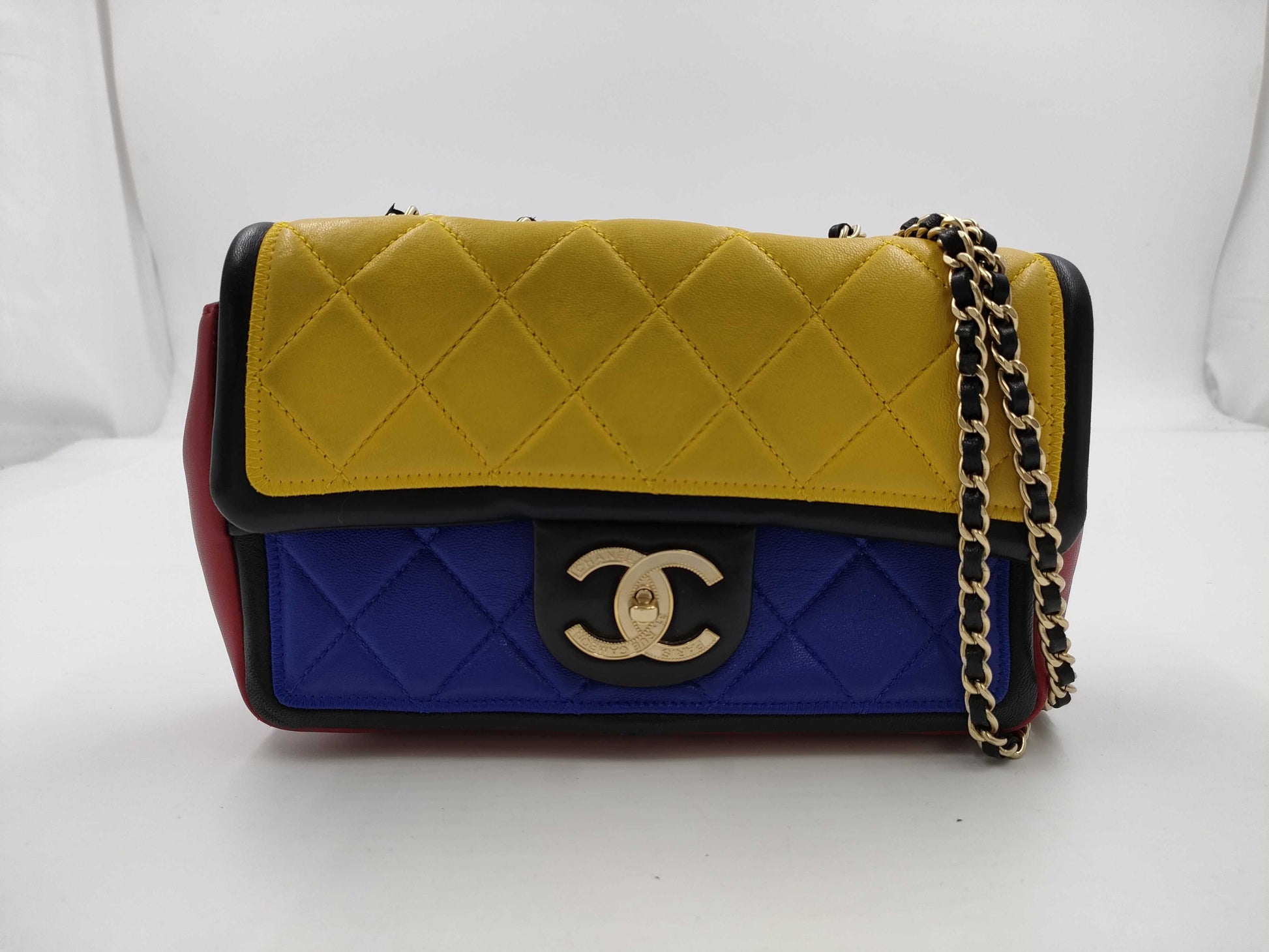 CHANEL Matelasse Lambskin Chain Shoulder Bag, Two-Tone
