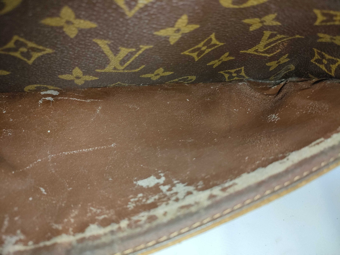 LOUIS VUITTON RFID Unverifiable Monogram Compiègne Second Bag