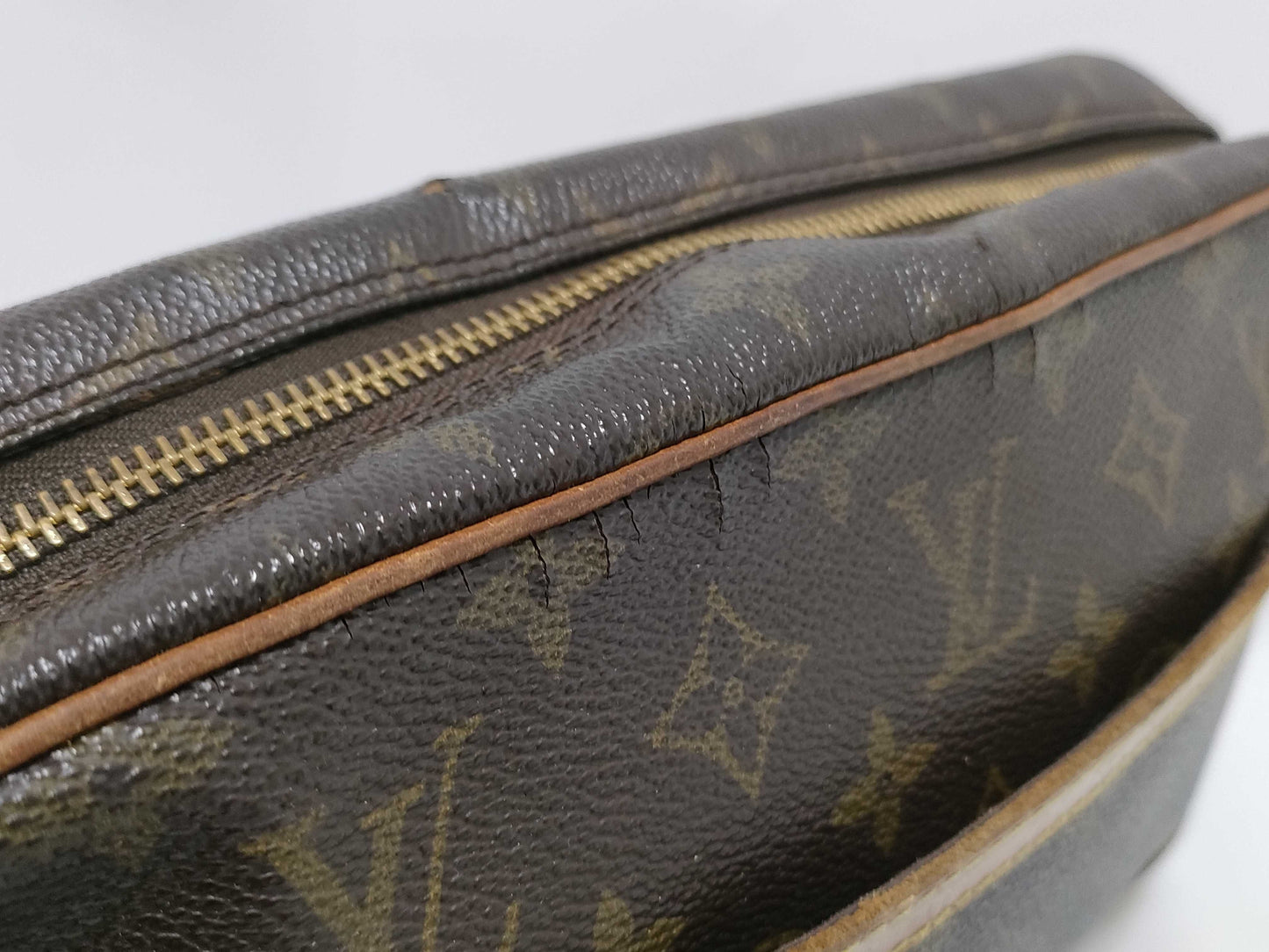 LOUIS VUITTON RFID Unverifiable Monogram Compiègne Second Bag