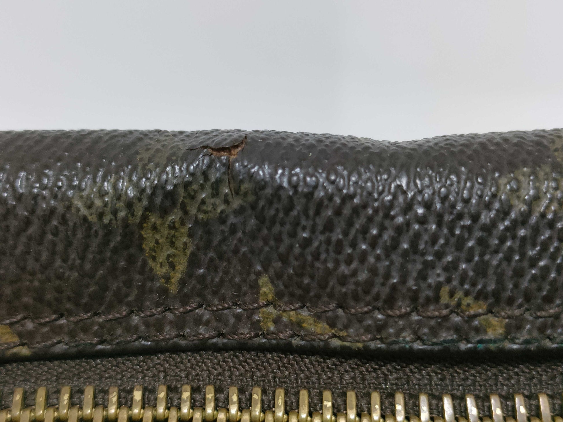 LOUIS VUITTON RFID Unverifiable Monogram Compiègne Second Bag