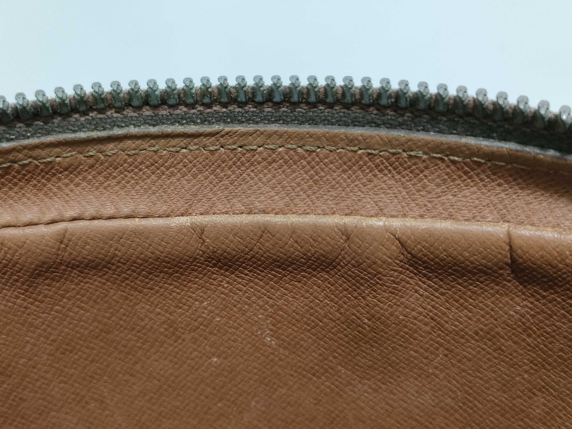 LOUIS VUITTON RFID Unverifiable Monogram Louis Vuitton Monogram Marly Dragonne Shoulder Bag
