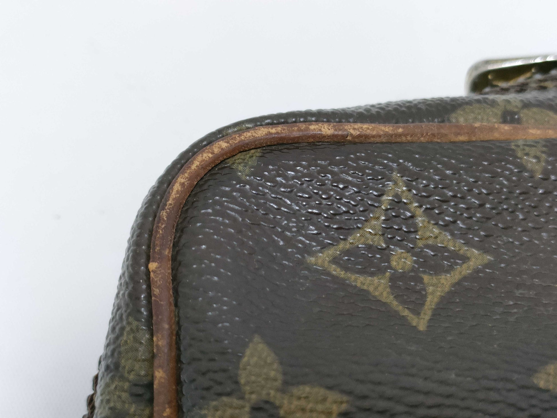 LOUIS VUITTON RFID Unverifiable Monogram Louis Vuitton Monogram Marly Dragonne Shoulder Bag