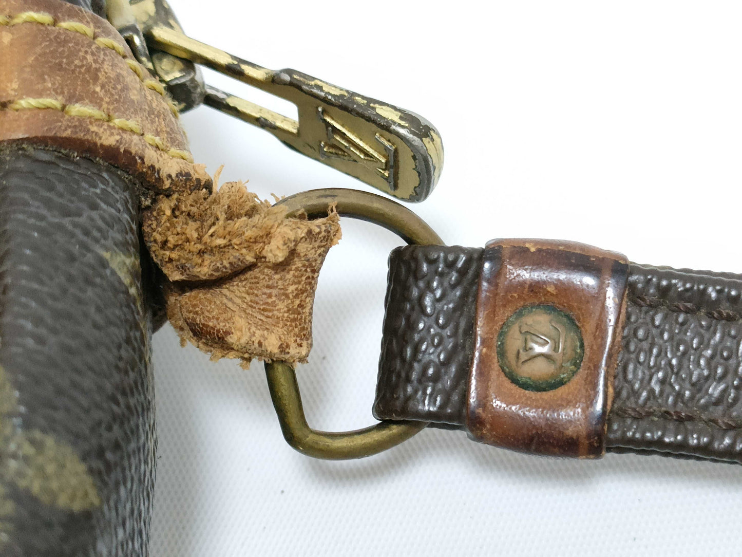 LOUIS VUITTON RFID Unverifiable Monogram Louis Vuitton Monogram Marly Dragonne Shoulder Bag