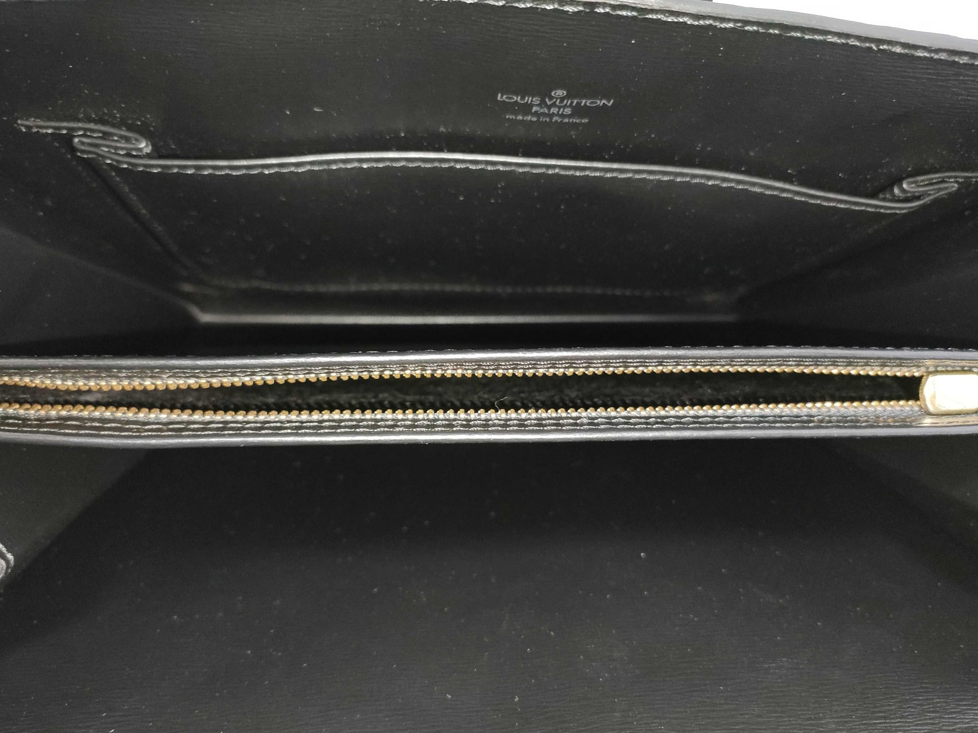 LOUIS VUITTON RFID Unverifiable Epi Capuchin Monogram Handbag