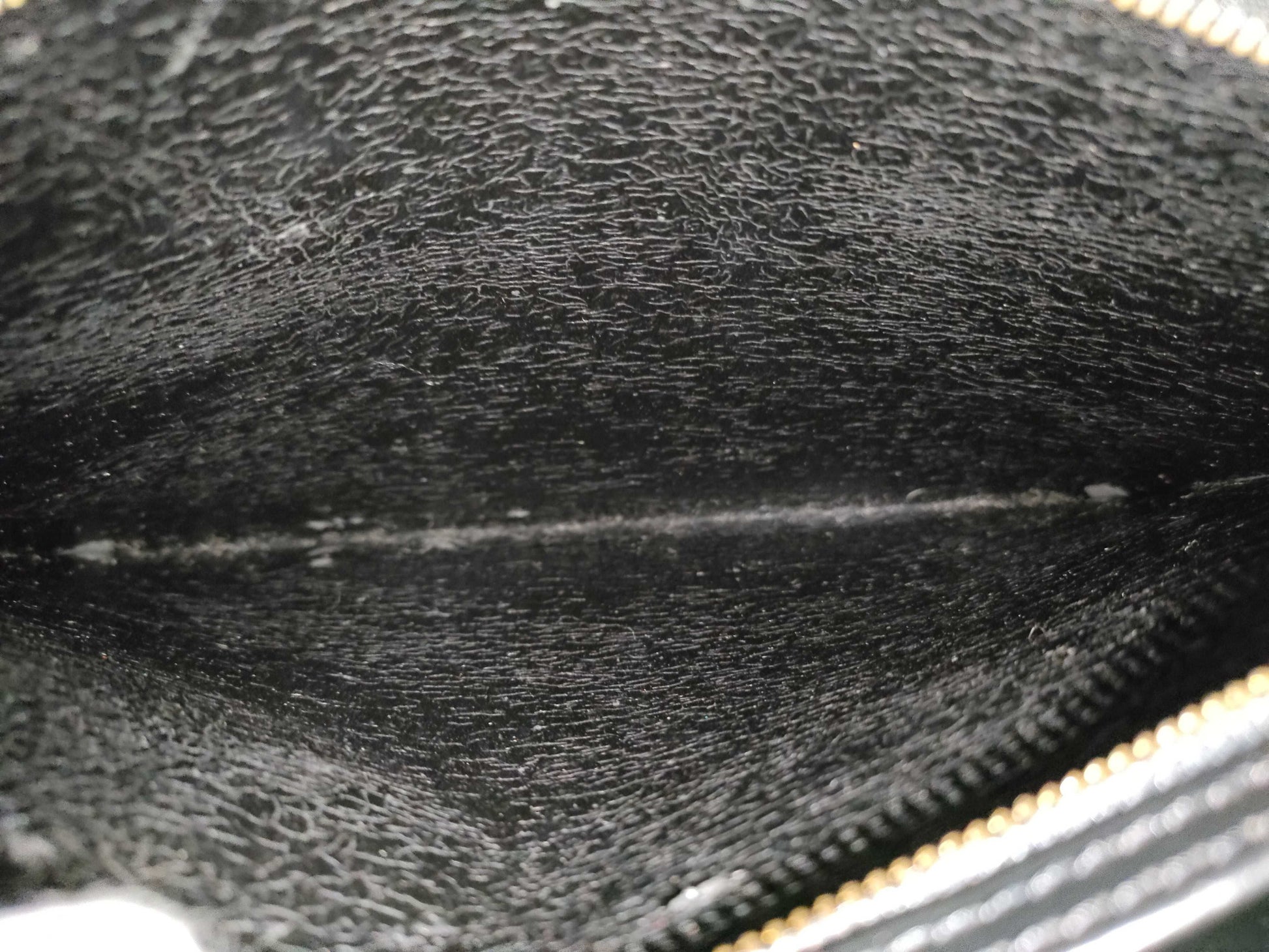 LOUIS VUITTON RFID Unverifiable Epi Capuchin Monogram Handbag