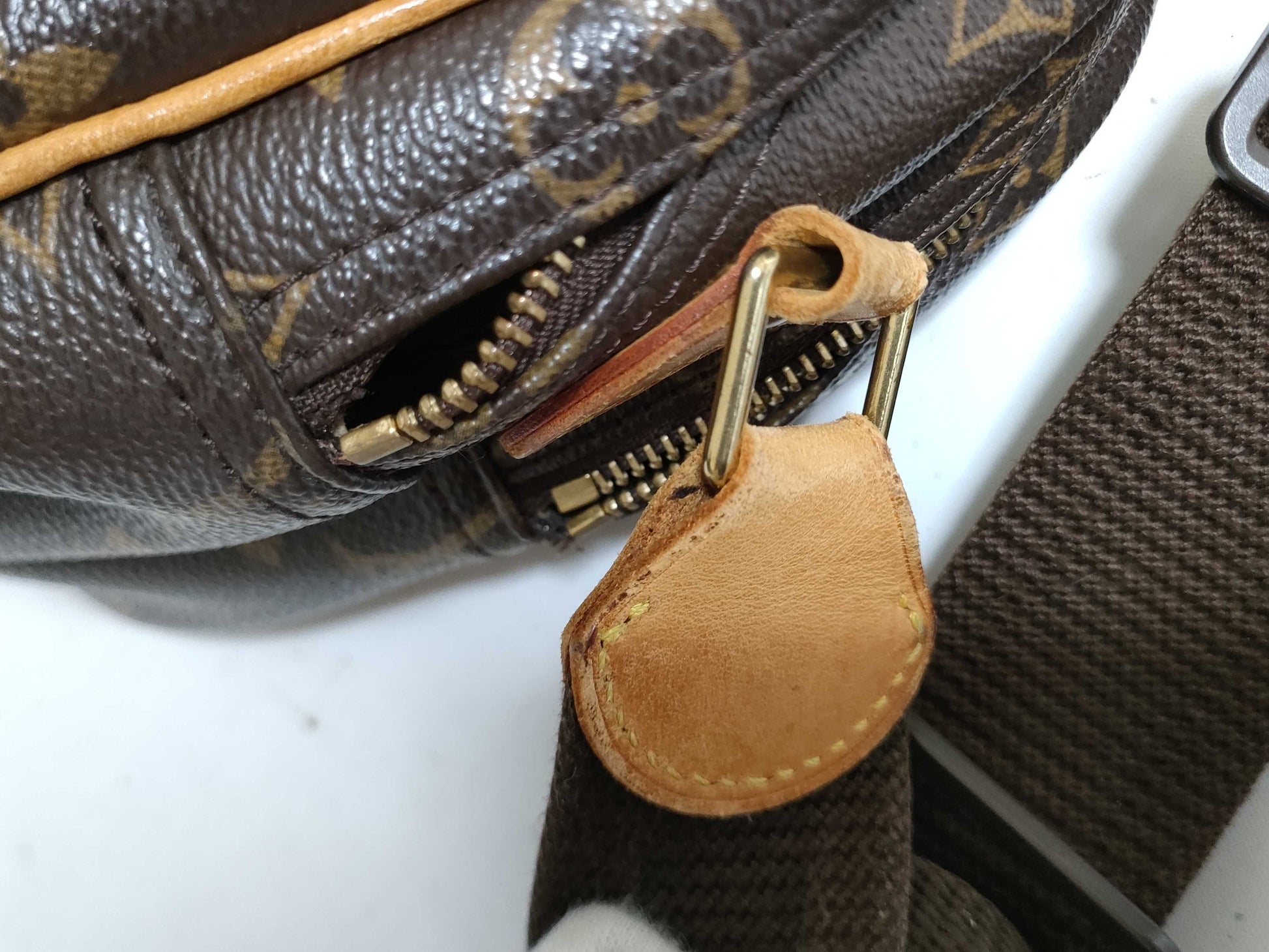 LOUIS VUITTON Monogram Reporter SP0054 Shoulder Bag