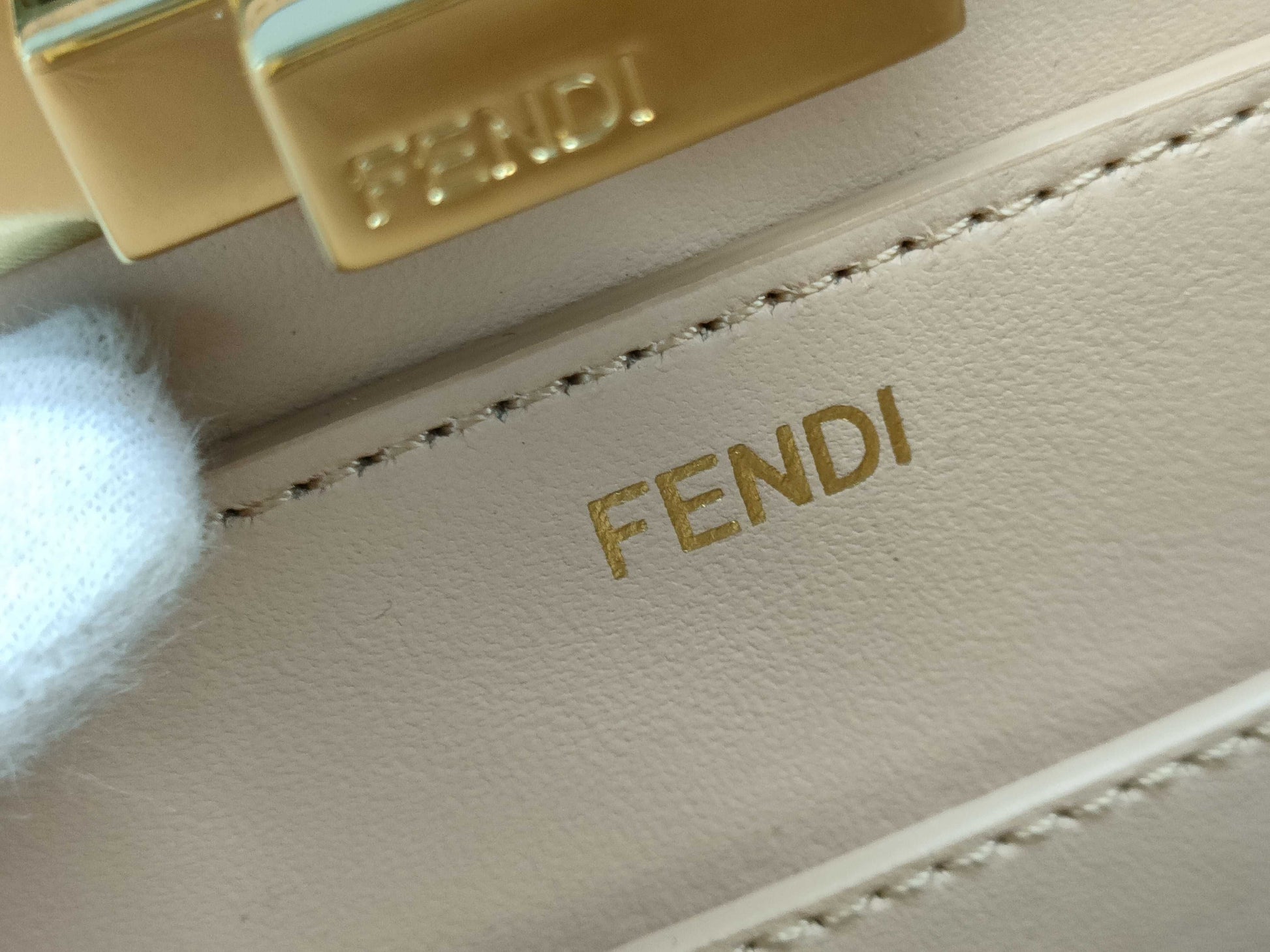 FENDI Peekaboo I See You Medium Handbag 8BN321 Black