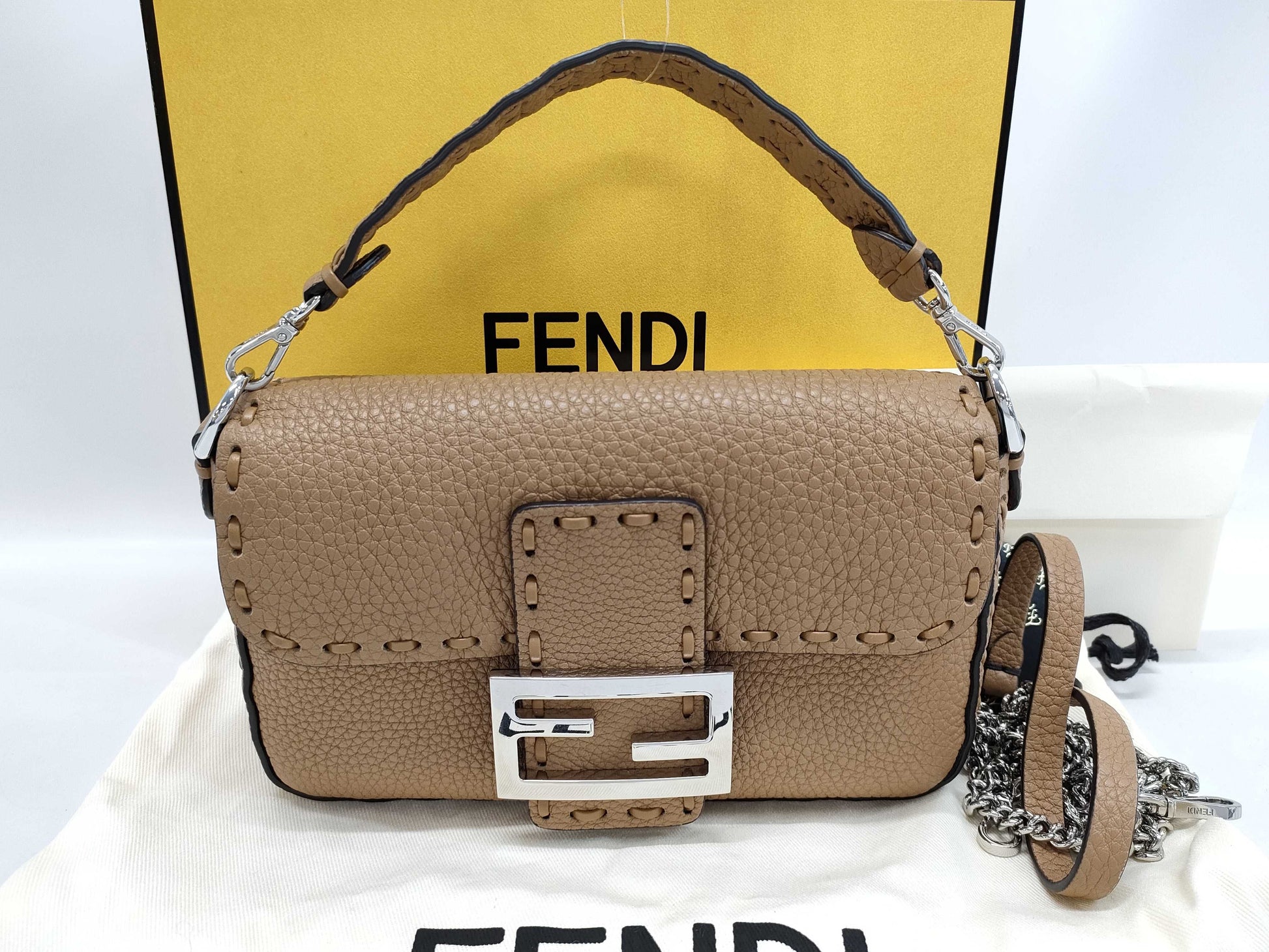 FENDI Mini Bucket Selleria Leather Shoulder Bag 8BS017/49-62-38533 Brown Bag
