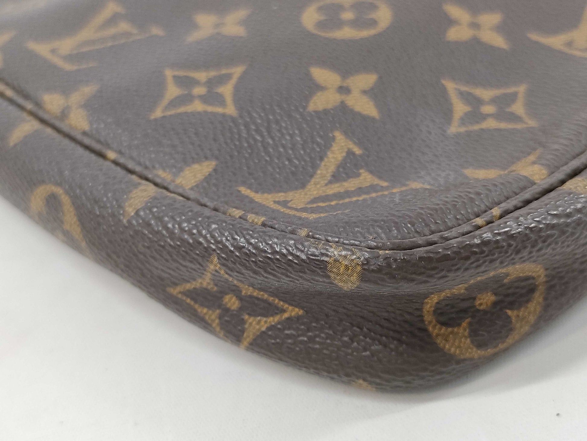 LOUIS VUITTON Monogram Pochette Accessoires M51980/AR1928 Pouch