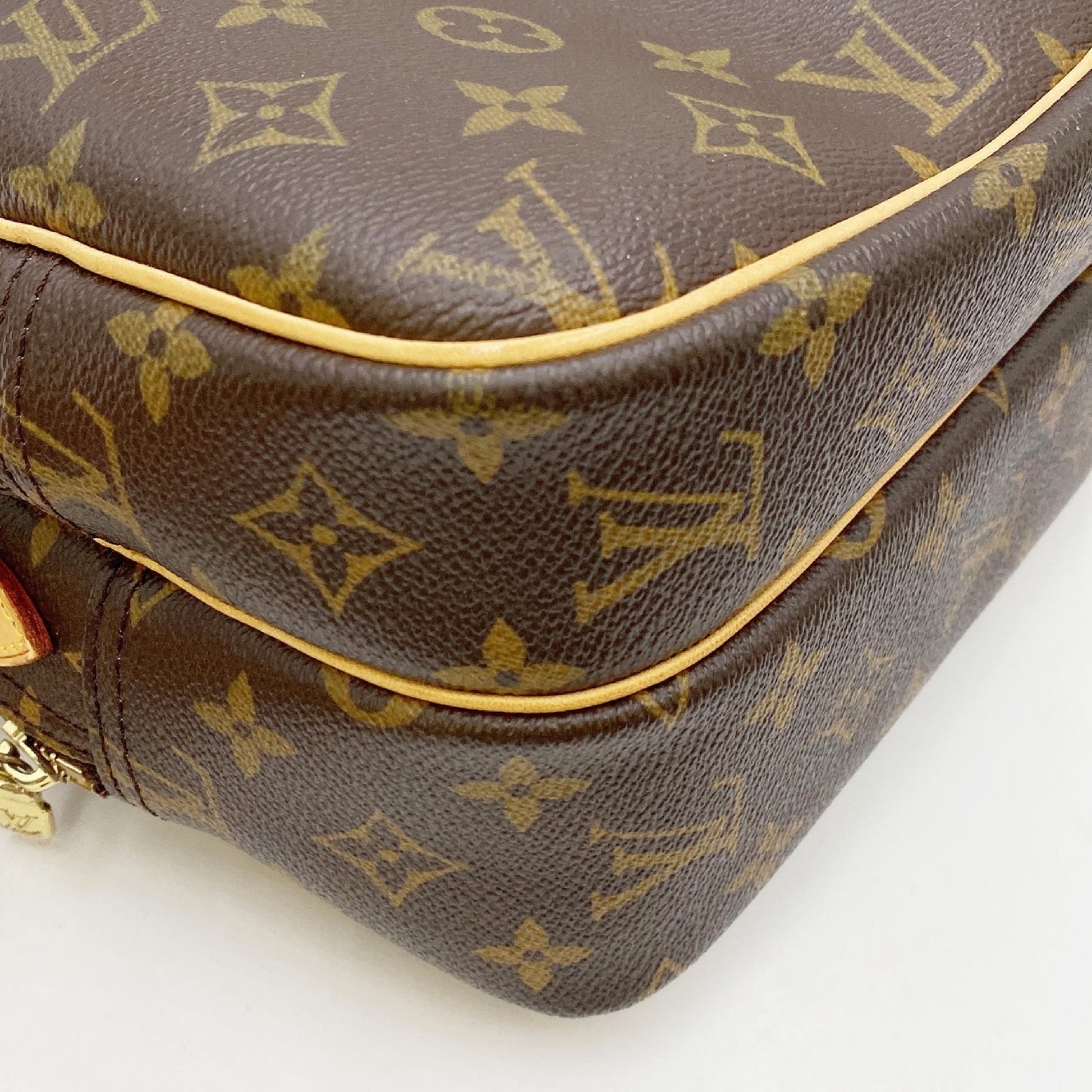 LOUIS VUITTON Louis Vuitton Monogram Reporter PM SP0066 Shoulder Bag