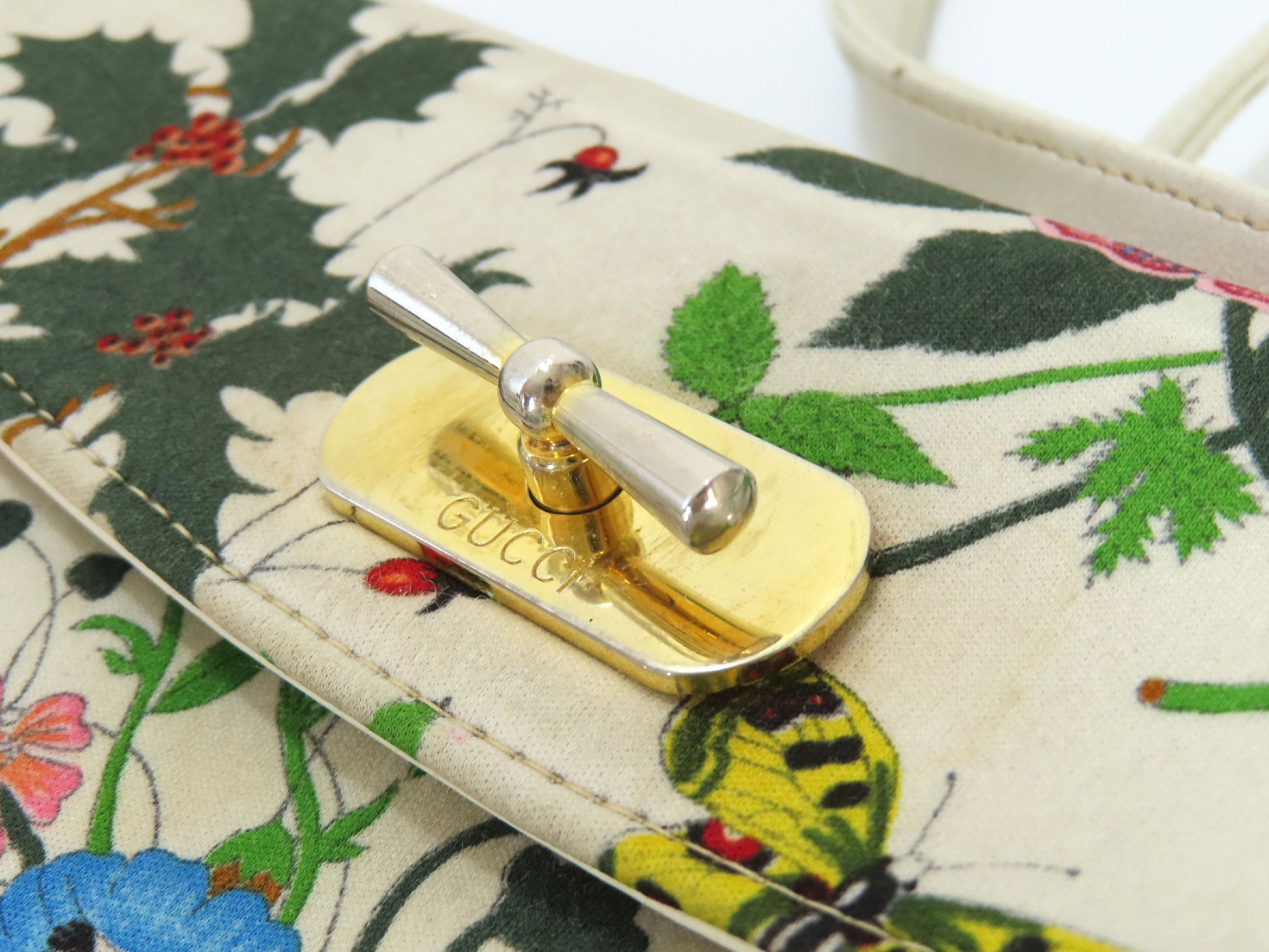 GUCCI Flora Shoulder Bag