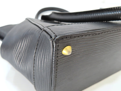FENDI Leather Handbag Black W20