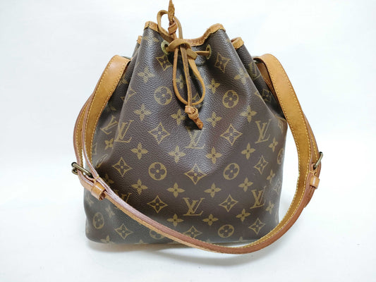 LOUIS VUITTON RFID Unverifiable Monogram LV Monogram Noe Shoulder Bag