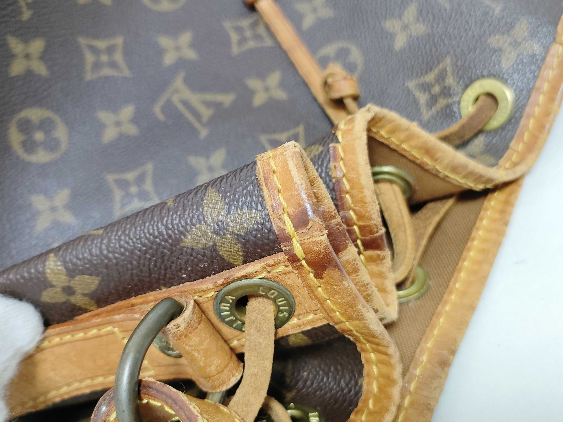 LOUIS VUITTON RFID Unverifiable Monogram LV Monogram Noe Shoulder Bag