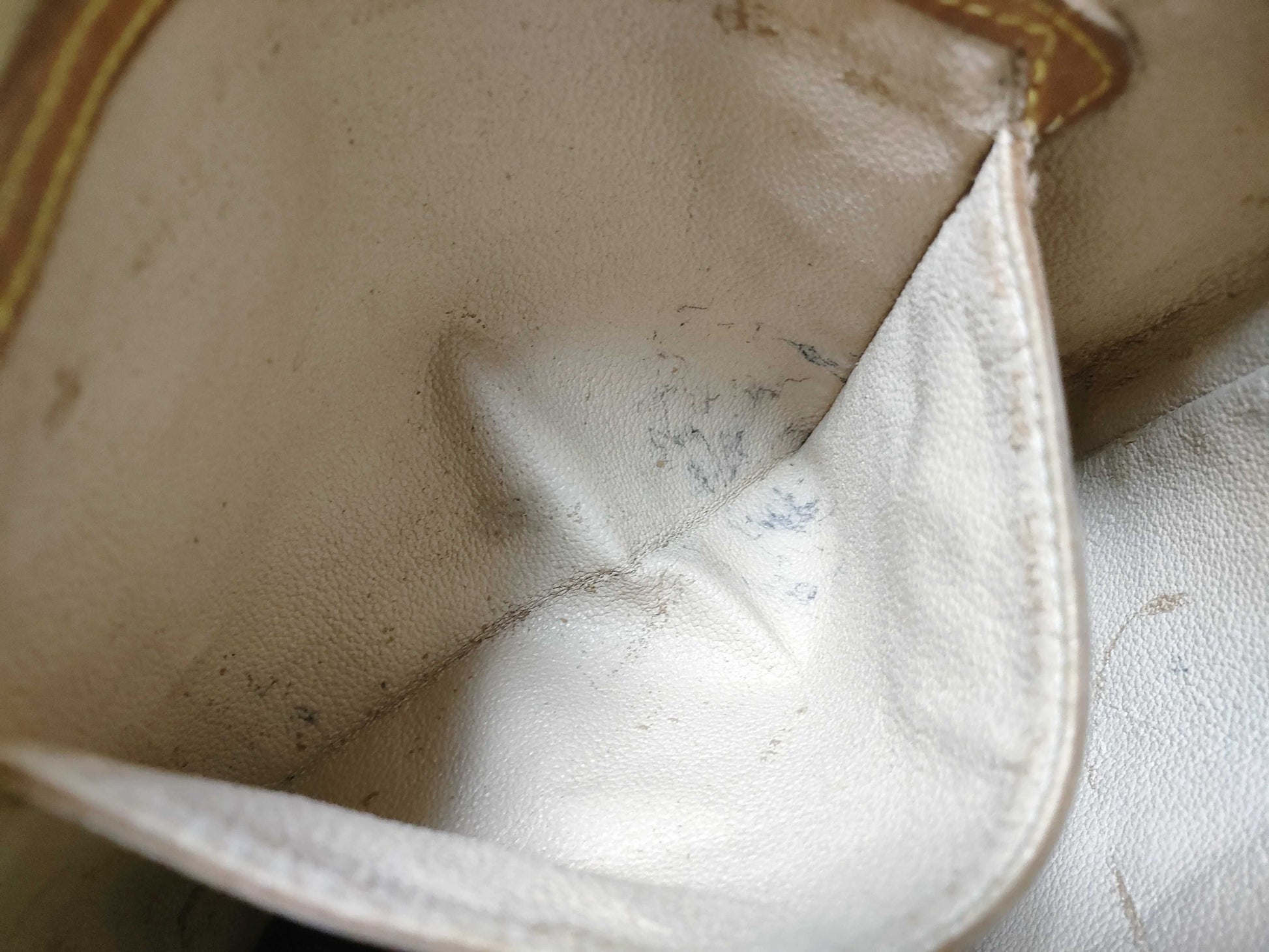 LOUIS VUITTON RFID Unverifiable Monogram LV Monogram Bucket Tote Bag