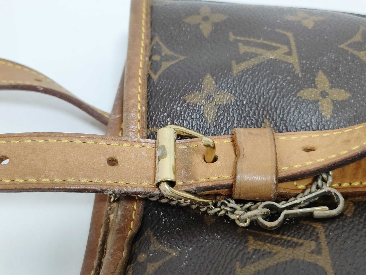 LOUIS VUITTON RFID Unverifiable Monogram LV Monogram Bucket Tote Bag