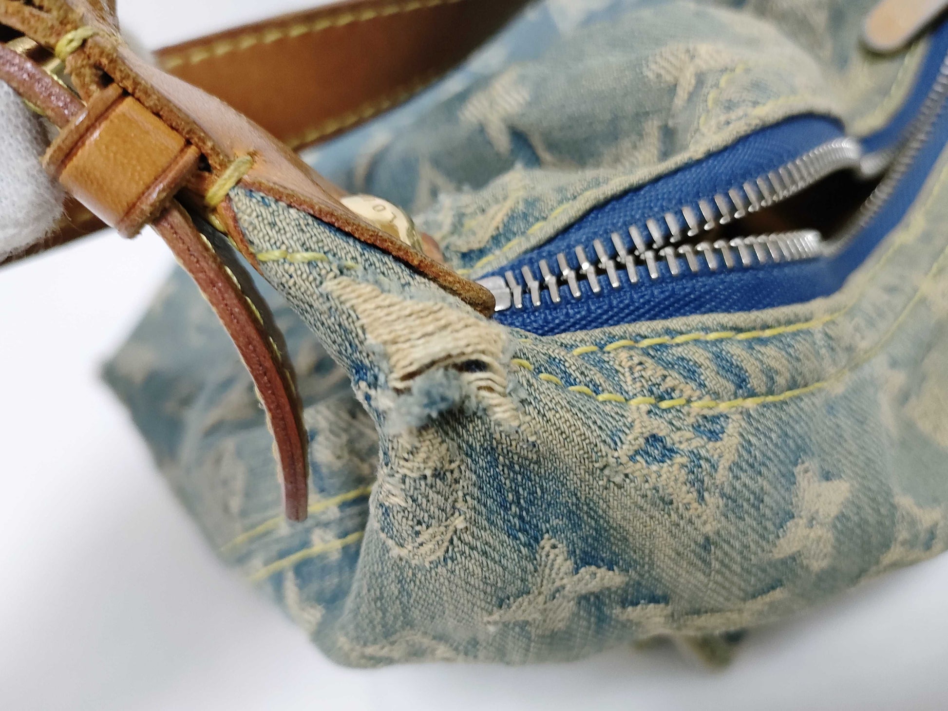 LOUIS VUITTON RFID Unverified S*10** Monogram Denim LV Baggy Denim Shoulder Bag