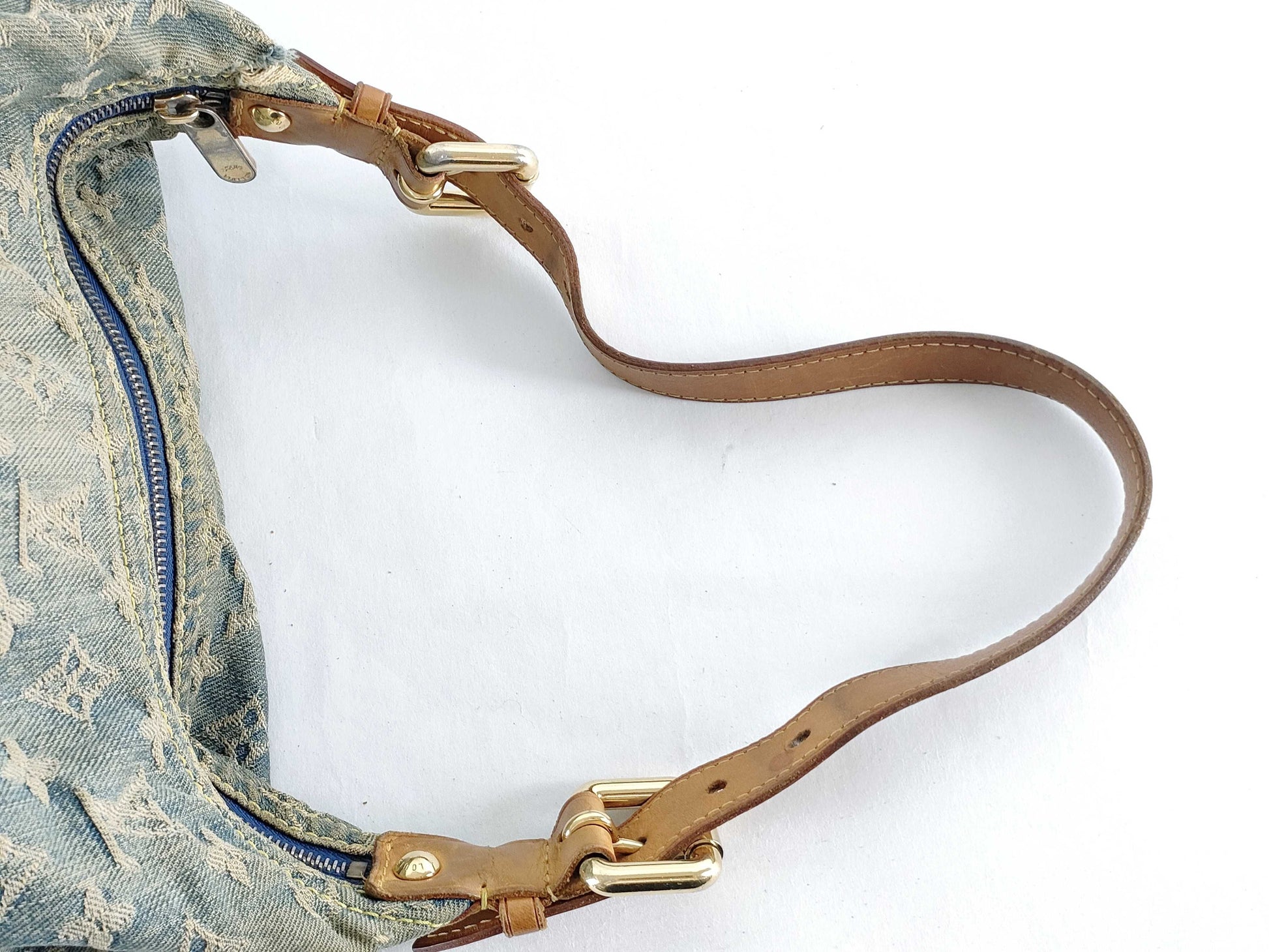 LOUIS VUITTON RFID Unverified S*10** Monogram Denim LV Baggy Denim Shoulder Bag
