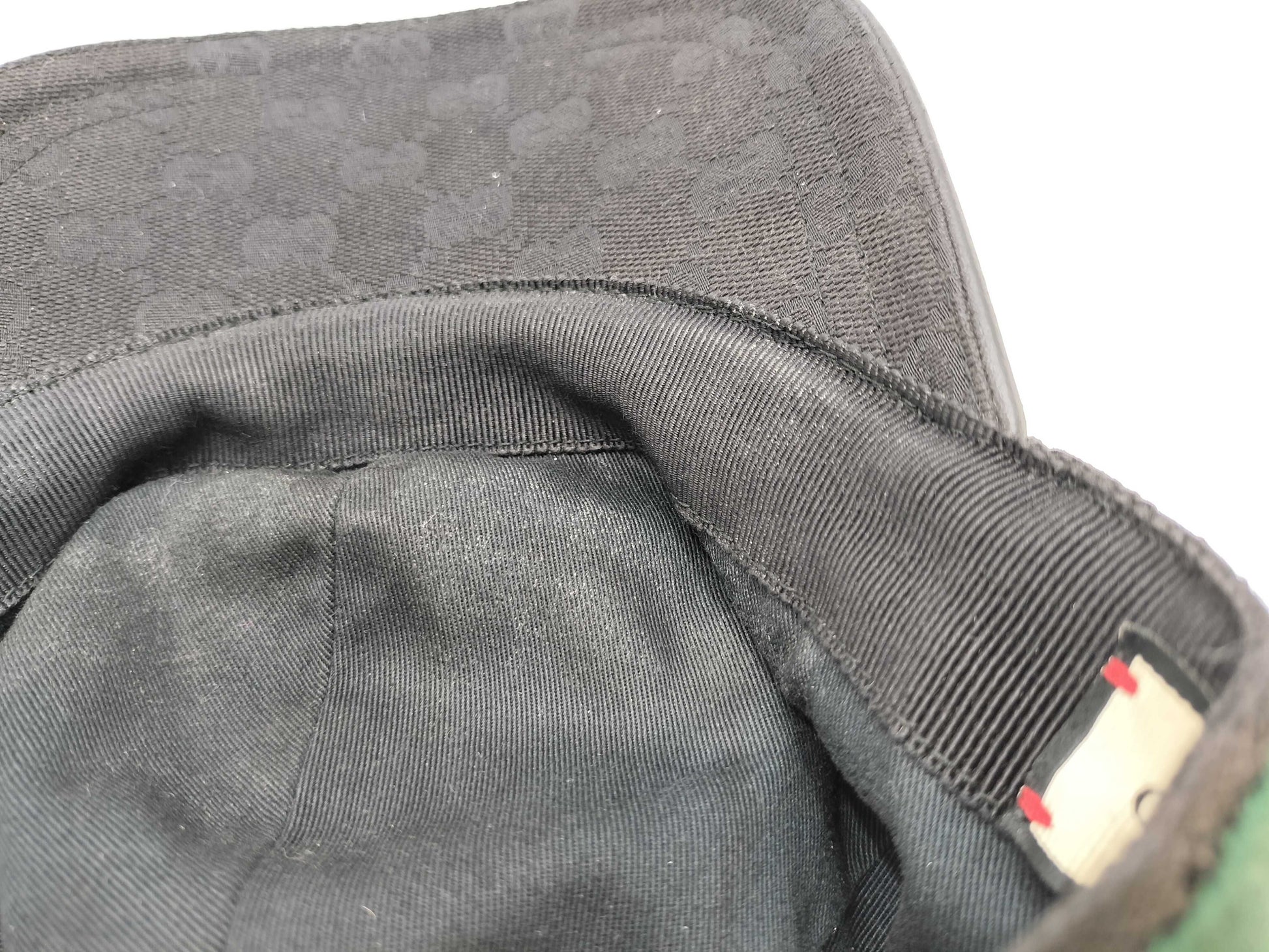 GUCCI GG Canvas Cap with Side Shelly, Black Other Apparel