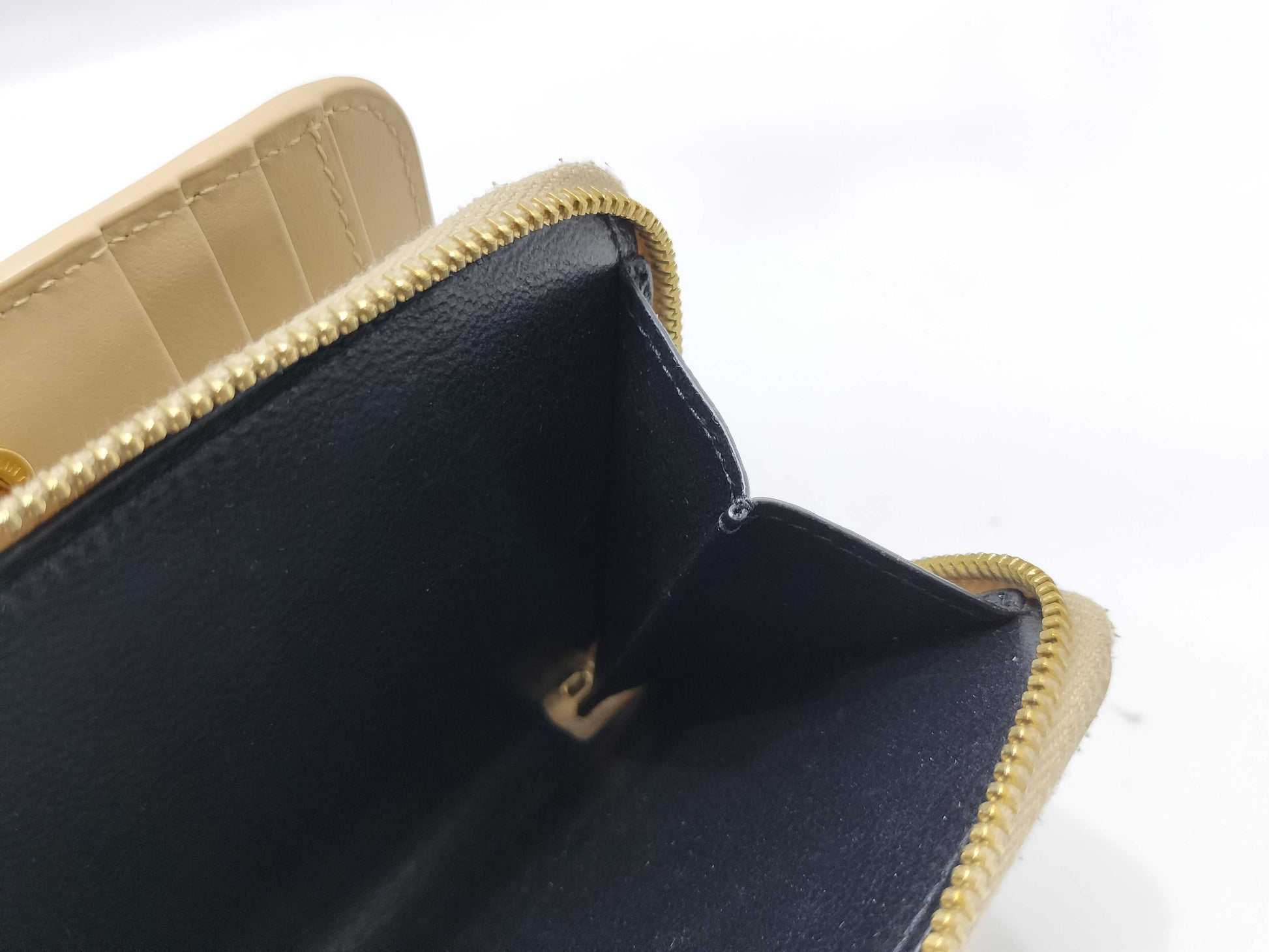 Yves Saint Laurent Paris Logo Bifold Wallet in Beige Leather