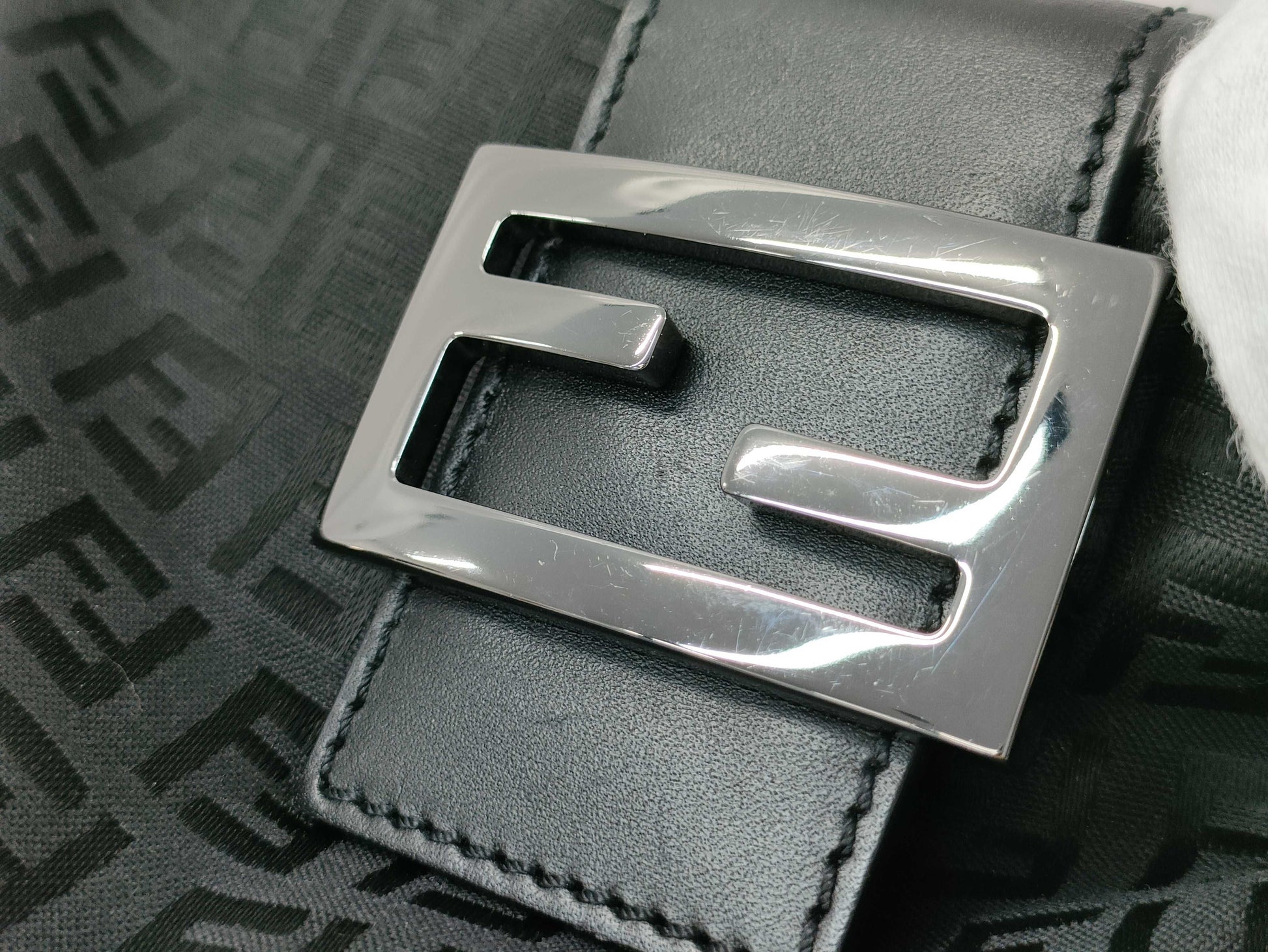 FENDI shoulder bag
