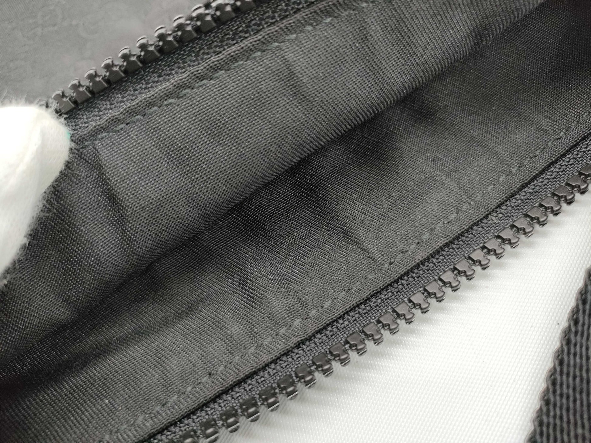 GUCCI GG Nylon/Leather Shoulder Bag 449183