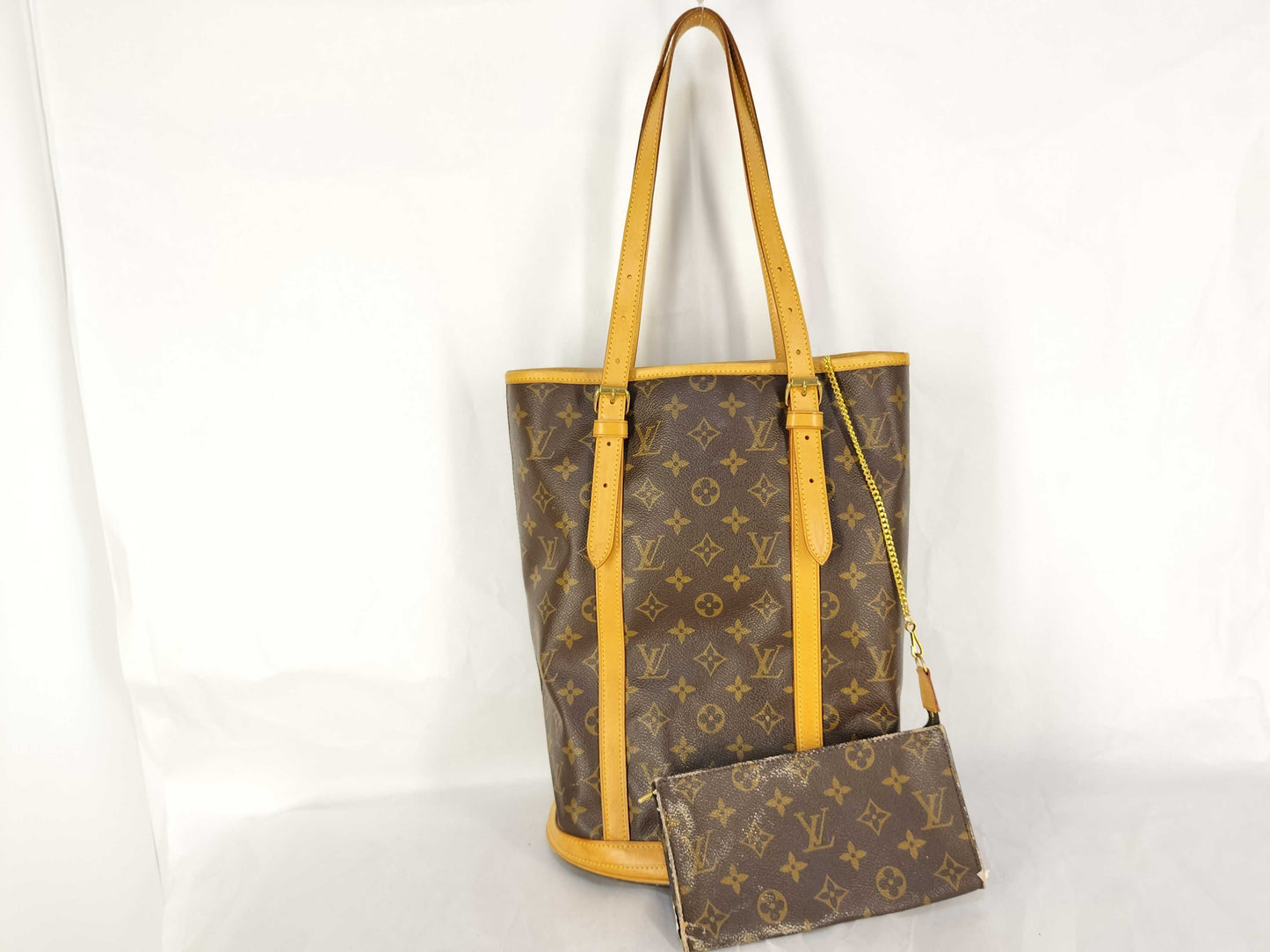 LOUIS VUITTON AR1927 Monogram LV Mono Bucket GM Handbag with Pouch AR1927