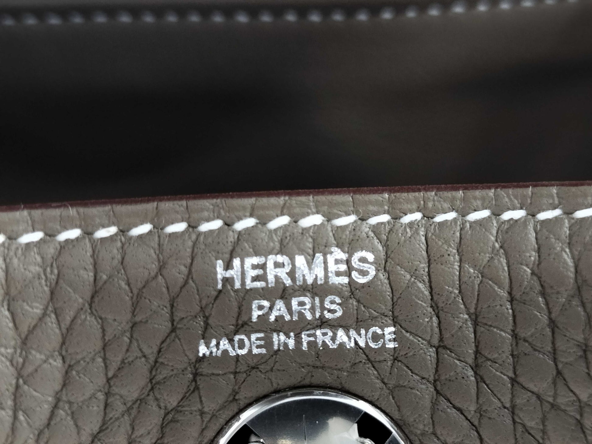 HERMES Lindy Mini Handbag in Taurillon Clemence Etoupe Leather with Silver Hardware and K Stamp