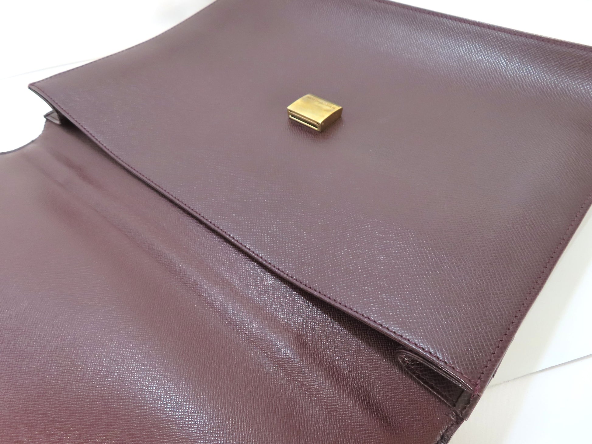 LOUIS VUITTON Taiga Louis Vuitton Taiga Porte-Document Angara Business Bag Serial Business Bag