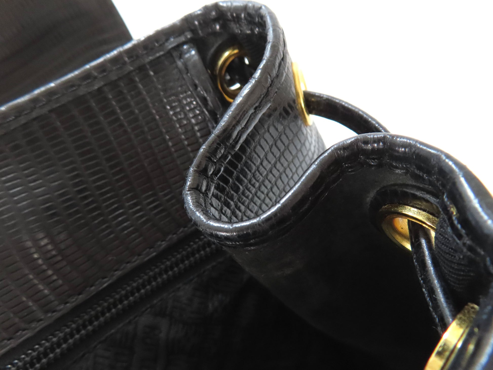 BOTTEGA VENETA Bottega Veneta Leather Lizard Embossed Backpack Bag