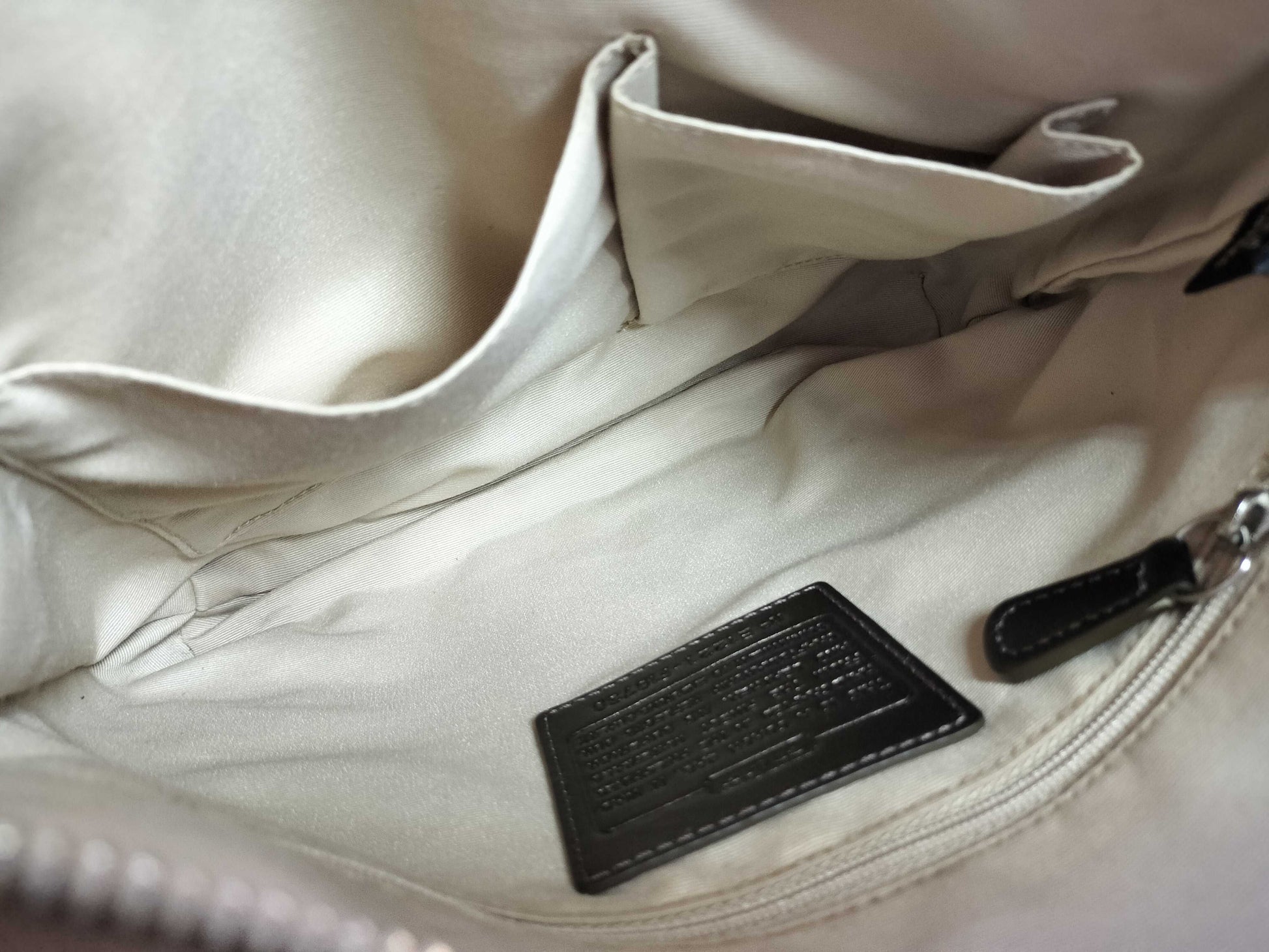 COACH Signature COACH 1221 Shoulder Bag