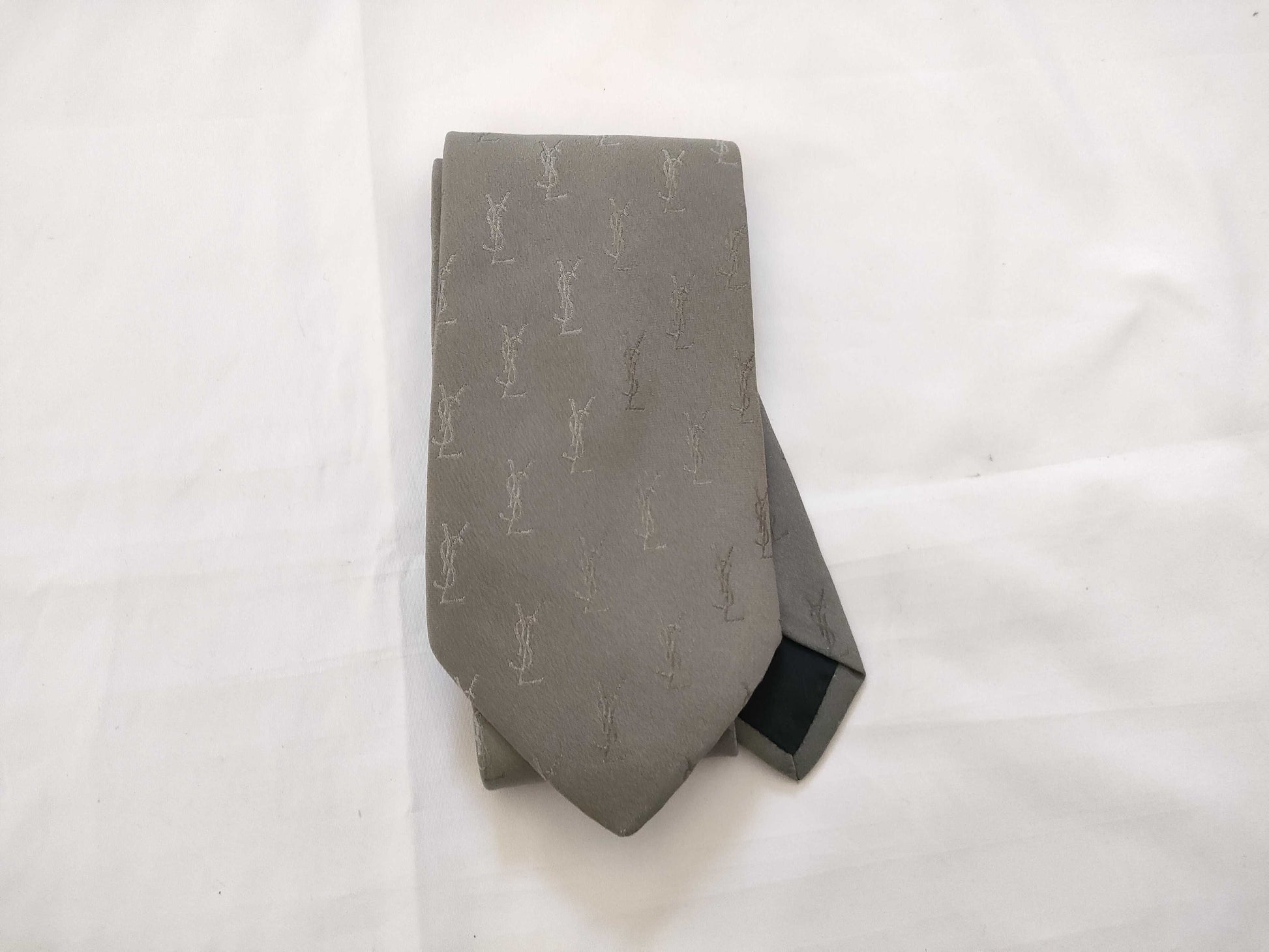 Yves Saint Laurent YEVS SAINT LAURENT Ties and other accessories