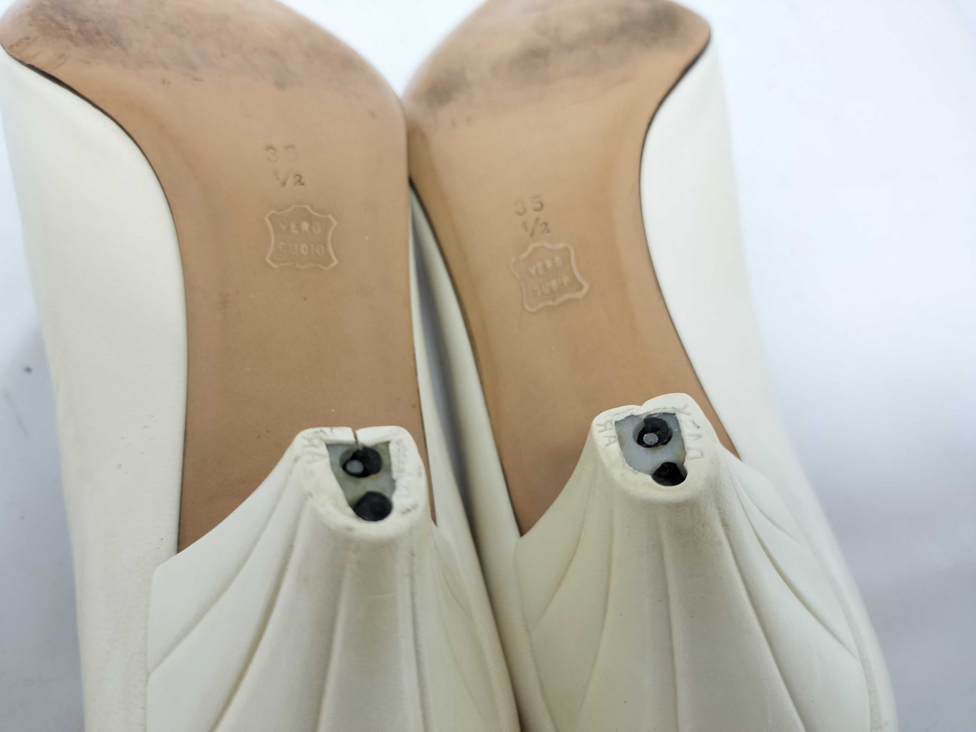BVLGARI Bruno Magli pumps